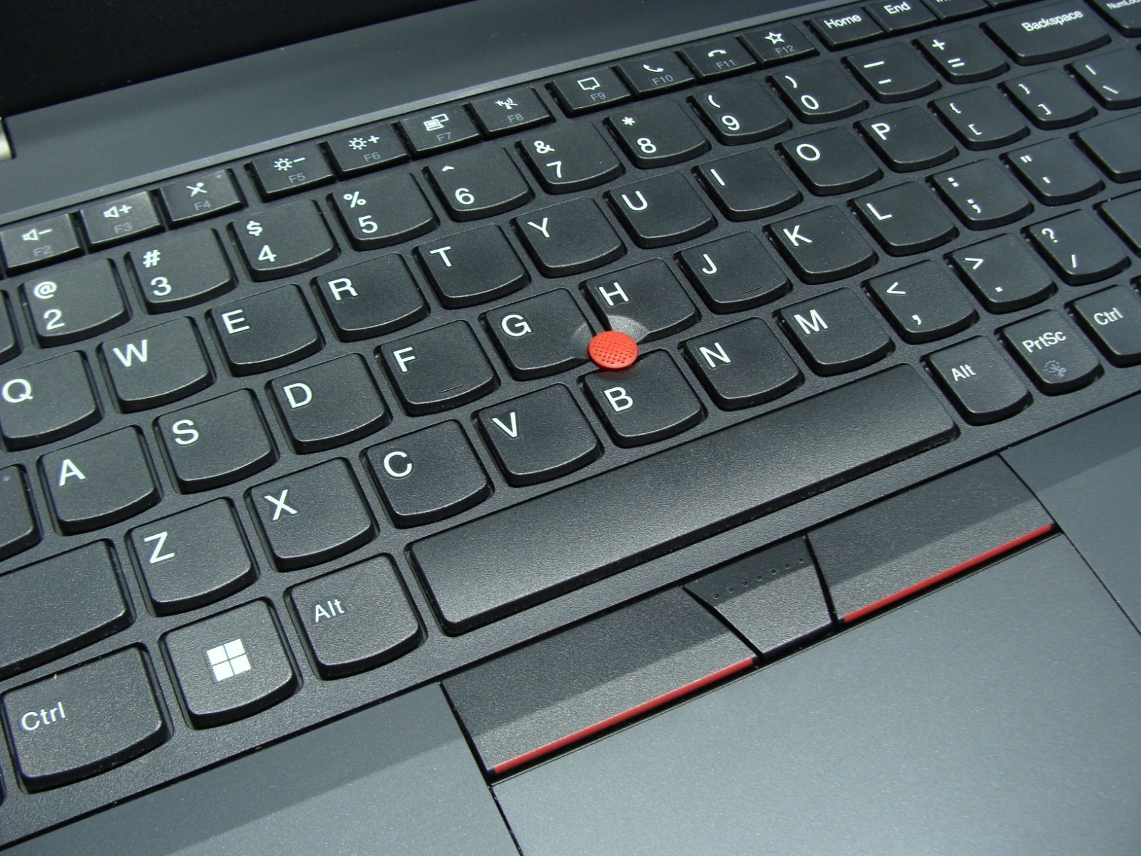 Lenovo ThinkPad L15 Gen2 15.6″FHD i5-1135G7 2.4GHz 8GB 256GB Win11Pro +Charger