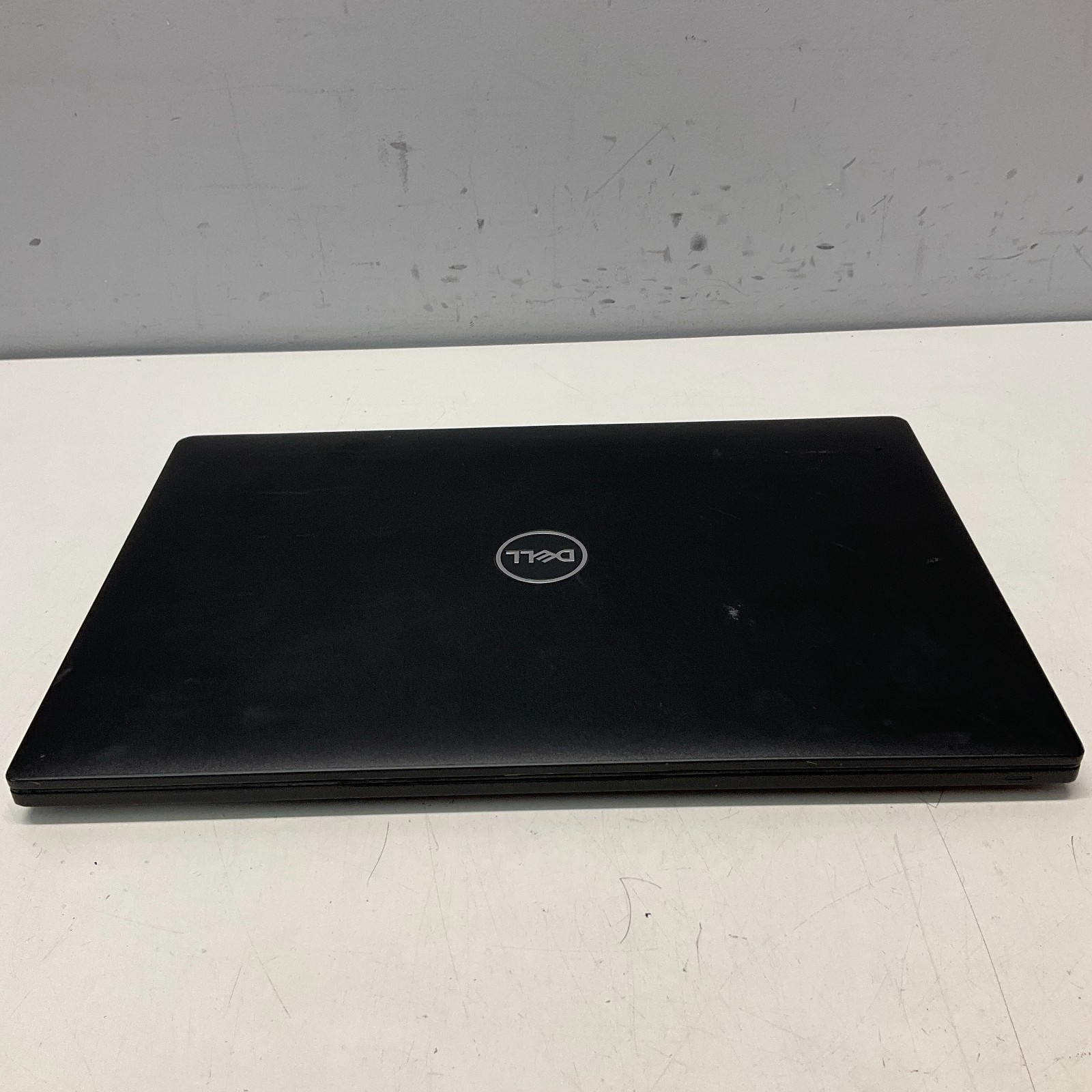 Dell Latitude 7490 14″ i7-8650U @ 1.90 GHZ 8GB RAM 256GB SSD Windows 11 Pro