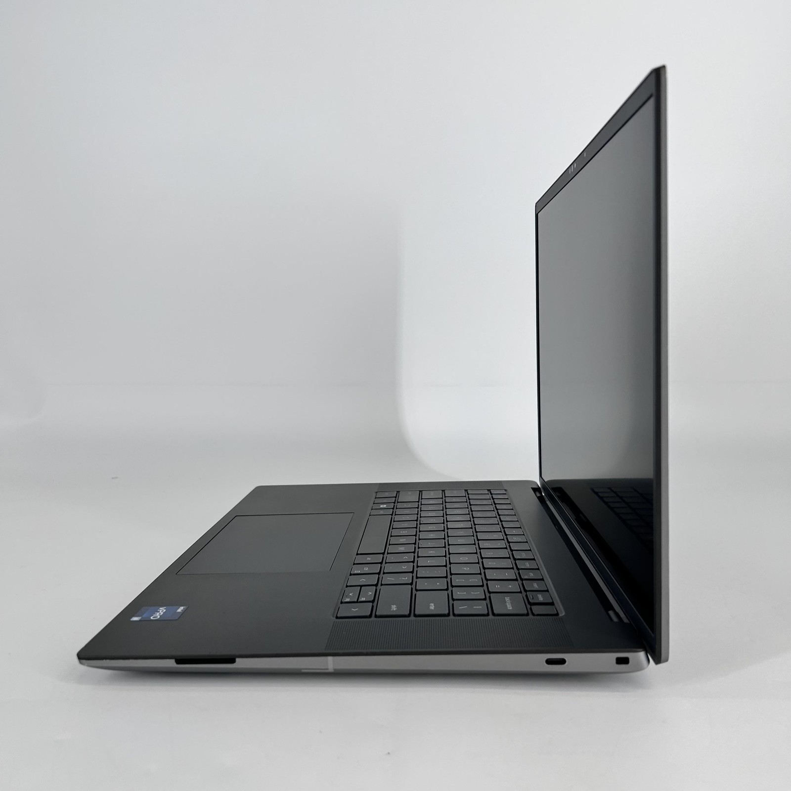 Dell Precision 5680 16 FHD 2.6GHz i9-13900H 32GB 1TB SSD RTX 2000 Ada Bad Camera