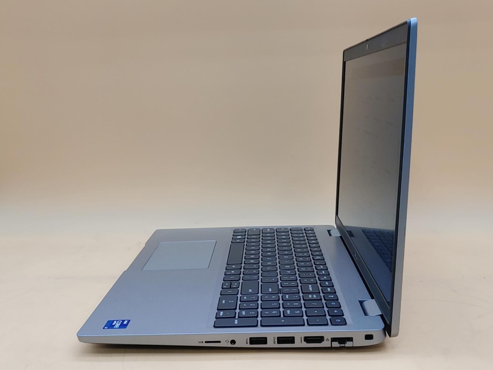 Dell Precision 3560 15.6″ Intel i7-1185G7 NVIDIA T500 *NO RAM/NO SSD/NO AC***
