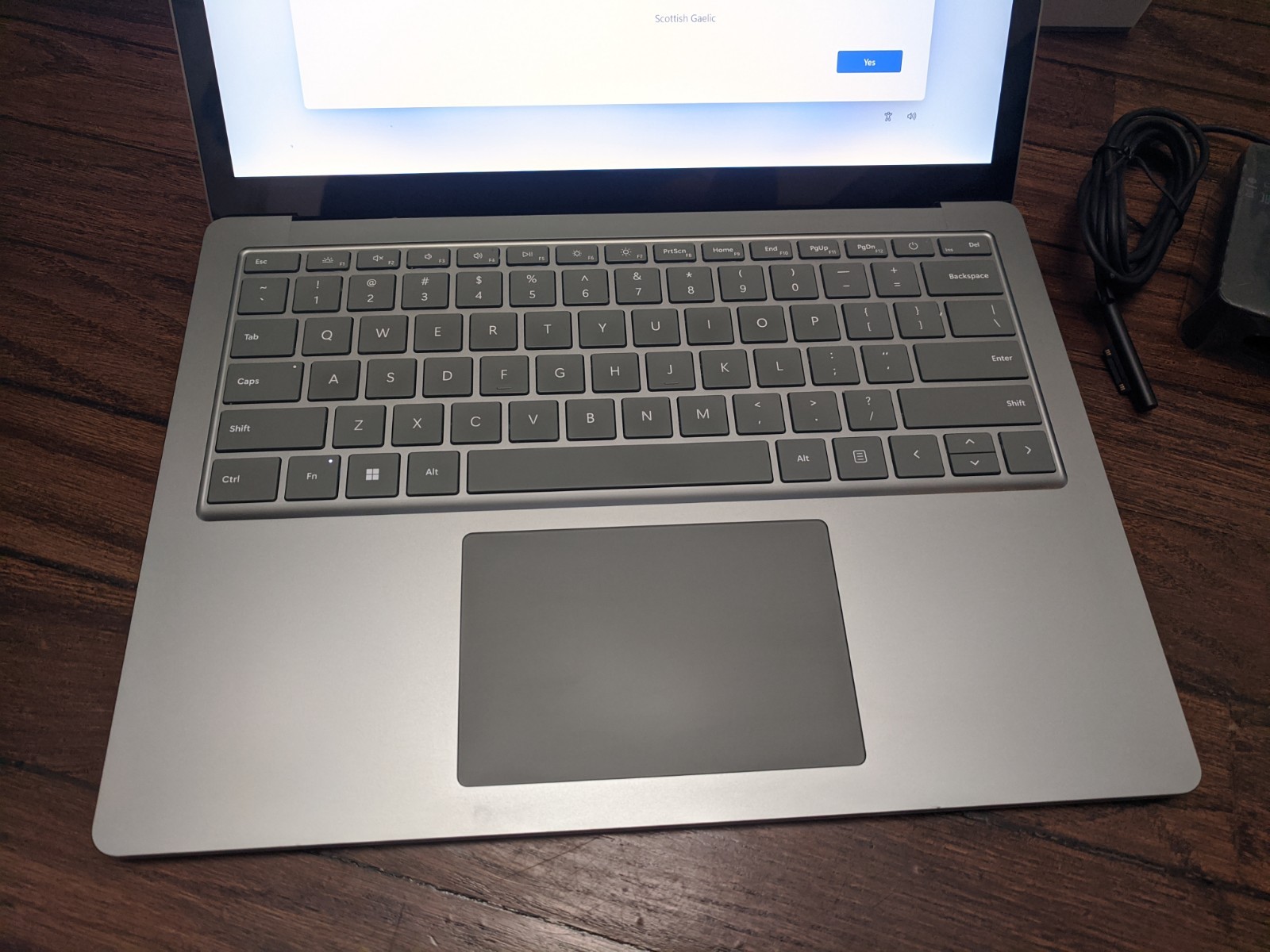 Microsoft Surface 5 16GB RAM 512GB SSD i7-1265U Sage – MINT + BOX 2nd POWER ADAP