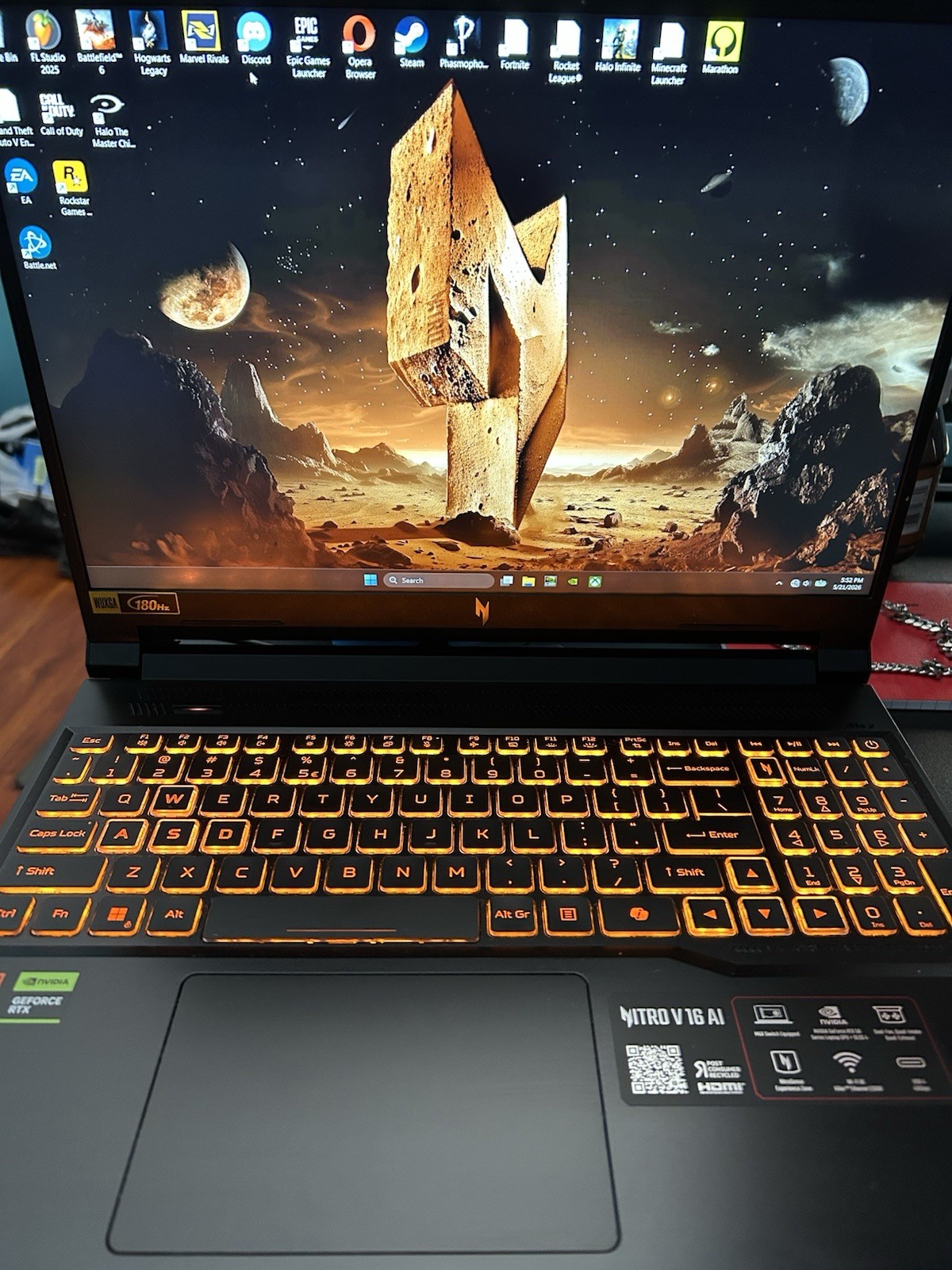 Acer Nitro V AI Gaming Laptop 16″ 180Hz RTX 5050 Ryzen 5 240 16GB RAM 512GB