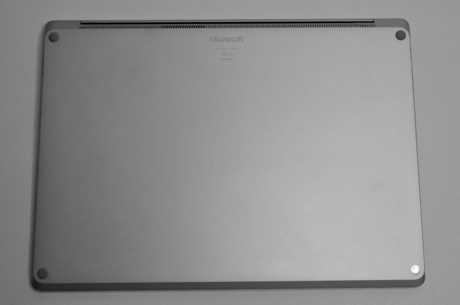 Microsoft Surface Laptop | i5-7200U 2.5GHz | 8GB RAM | 128GB SSD