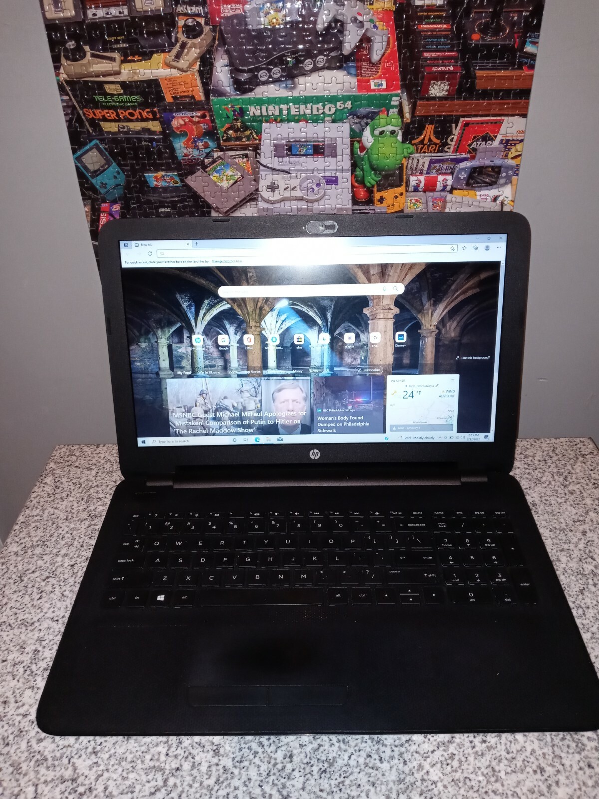 HP 15-af012nr Notebook 15.6″ AMD E1-6105 8GB / 240 GB Windows 10 w/Charger