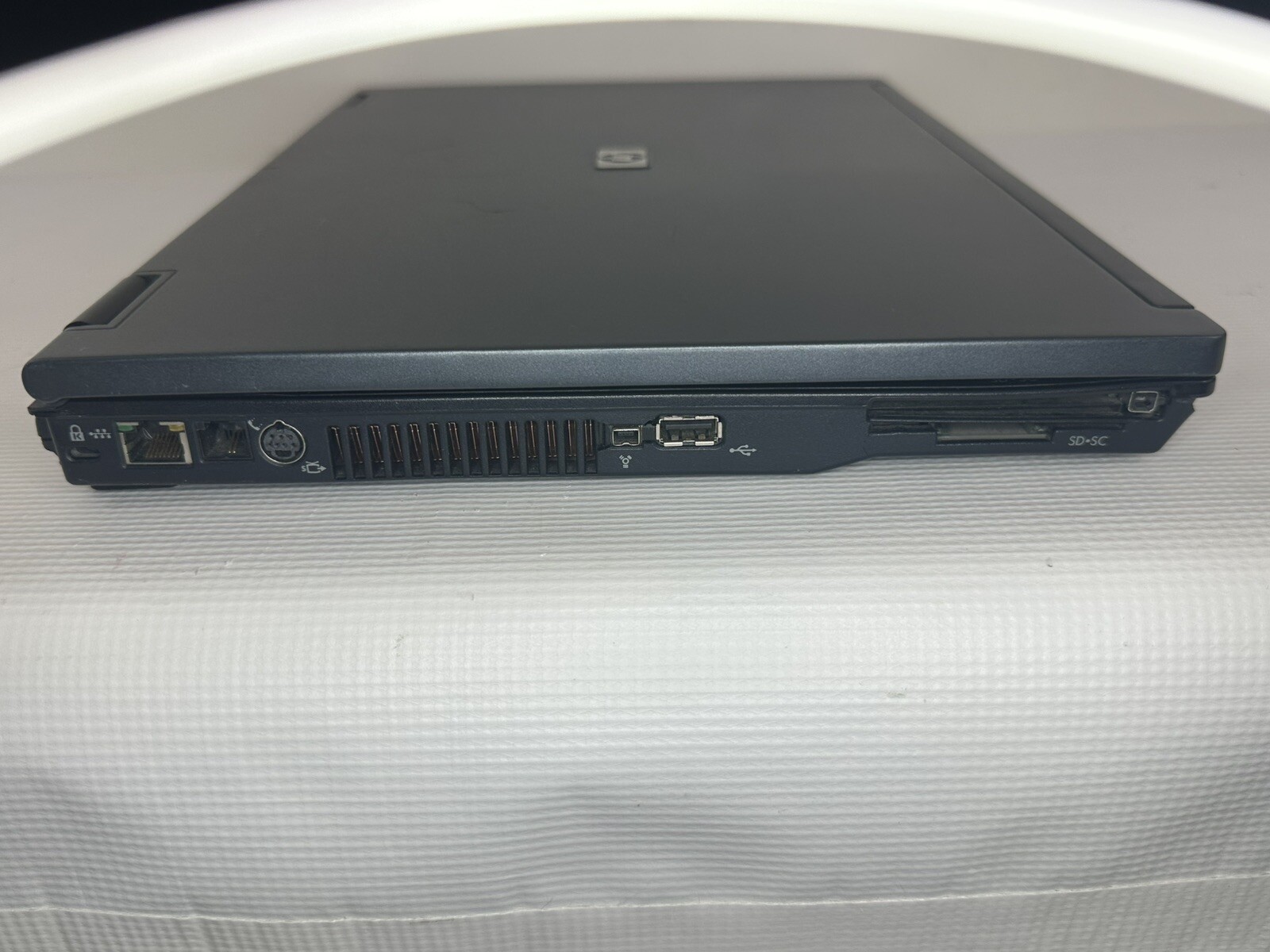 HP Compaq NC8430 15″ Windows XP Laptop Intel 2.16 GHz 2GB 120 GB SSD Bad Screen
