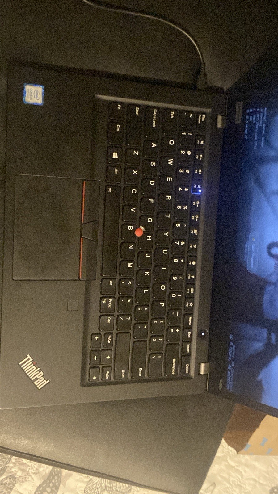 Lenovo ThinkPad T490s 14″ i5-8265U 8GB 256GB SSD Linux FHD HDMI USB-C