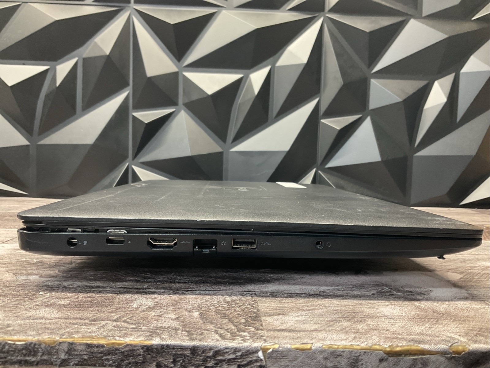 Dell Latitude 3590 / Intel Core i5 8th Gen / BIOS Unlocked / Parts Repair / J6