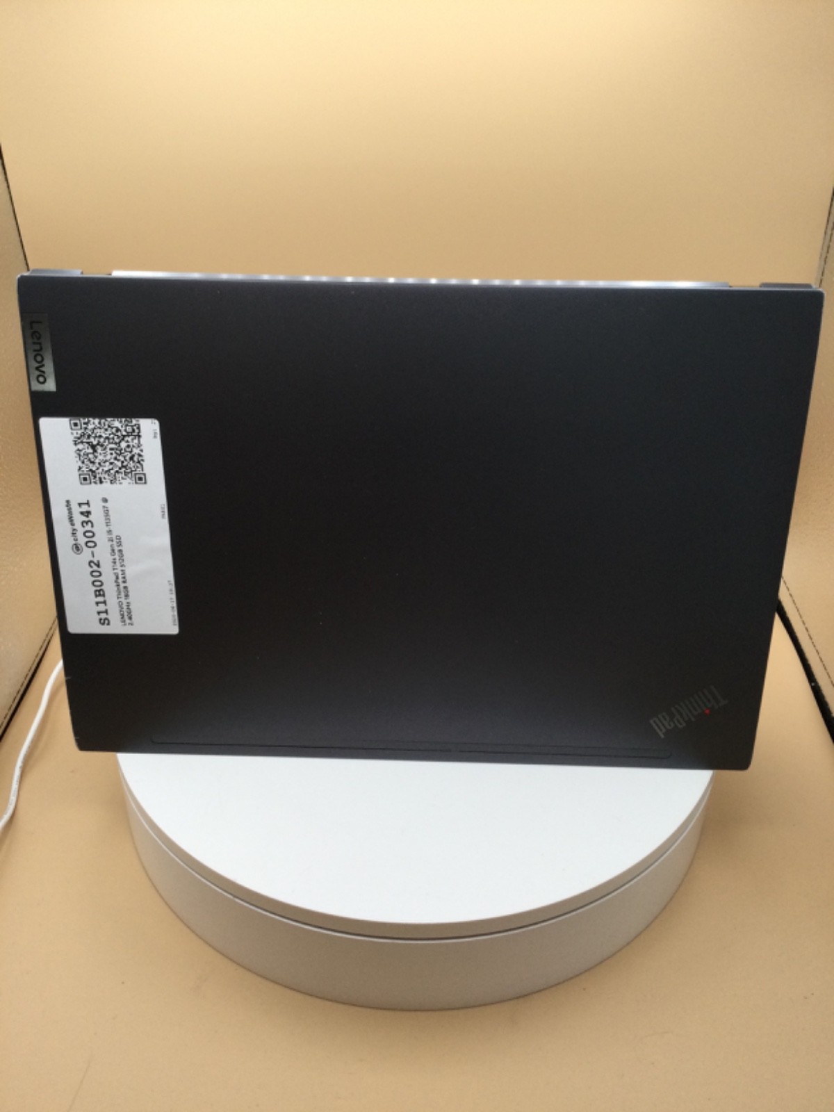 Lenovo ThinkPad T14s G2 14″ Laptop i5-1135G7 16GB RAM 512GB SSD W11P Used READ