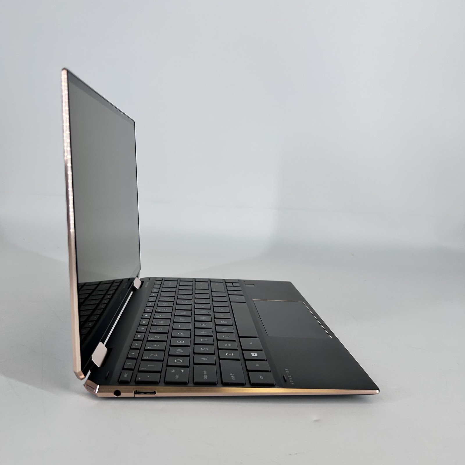 HP Spectre 13 x360 4K TOUCH i5-1135G7 2.40GHz 8GB 512GB SSD – LCD Burn-IN