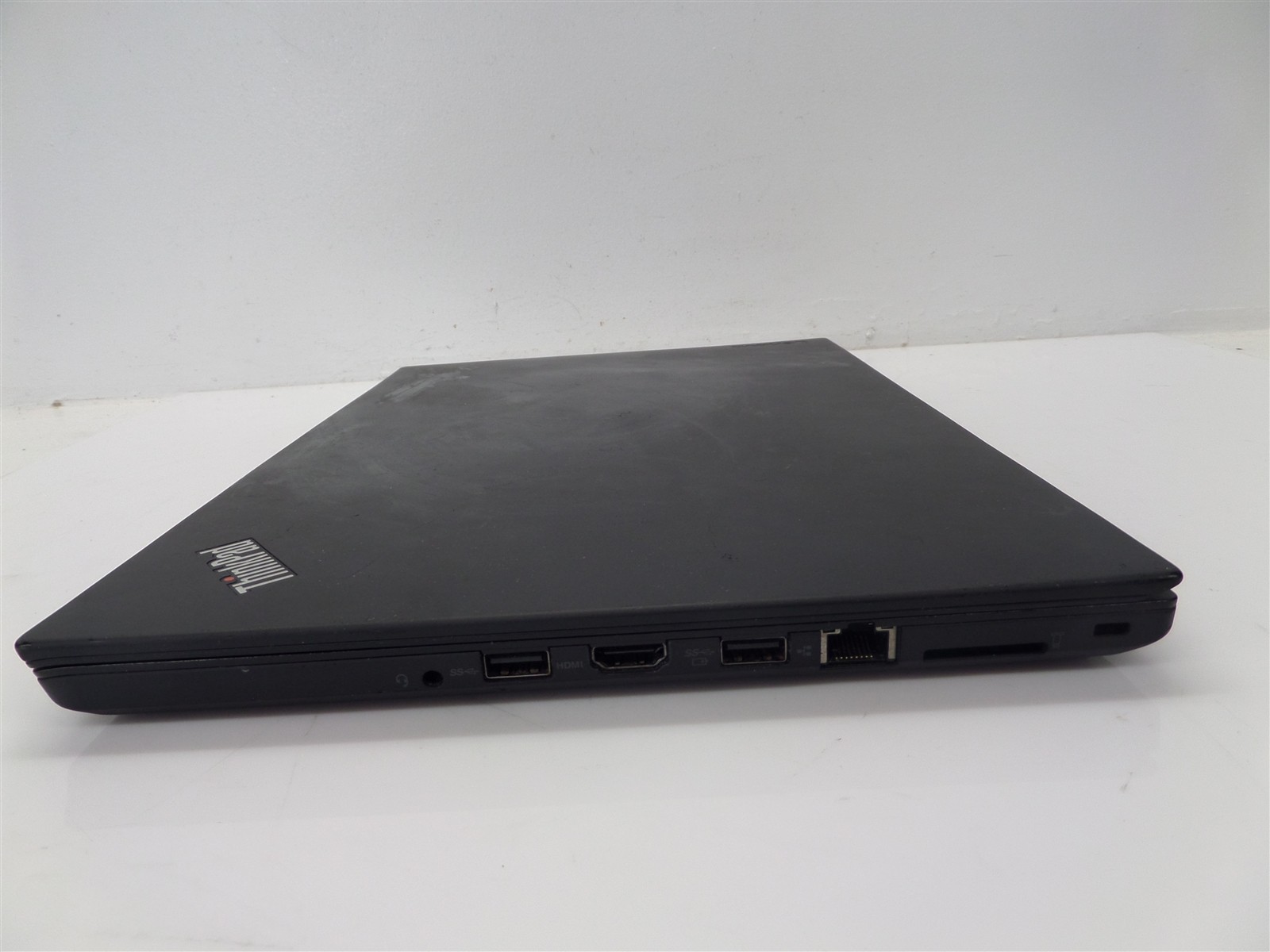 Lenovo Thinkpad T470 14″ w/ Core i5-7300U 2.6GHz 8GB RAM – No HDD/OS