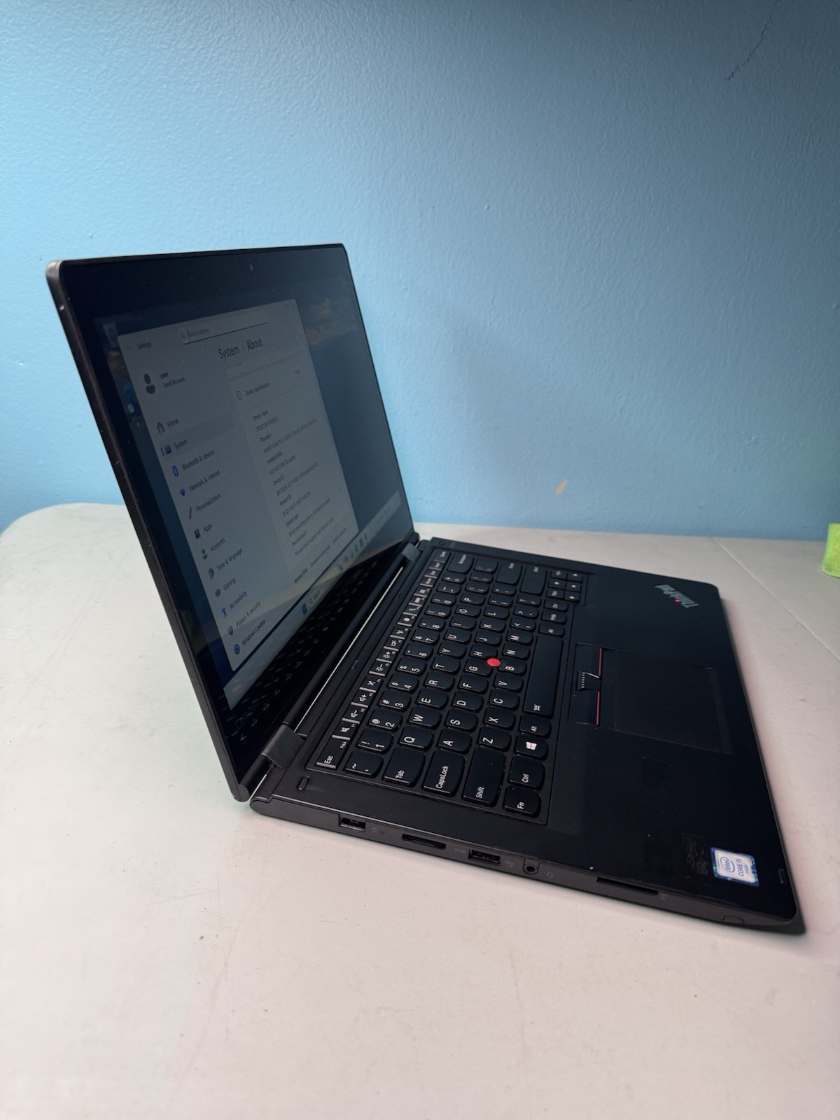 Lenovo Thinkpad Yoga 14 Intel i5 6200u 2.3ghz 8gb Ram 256gb SSD Touch Laptop