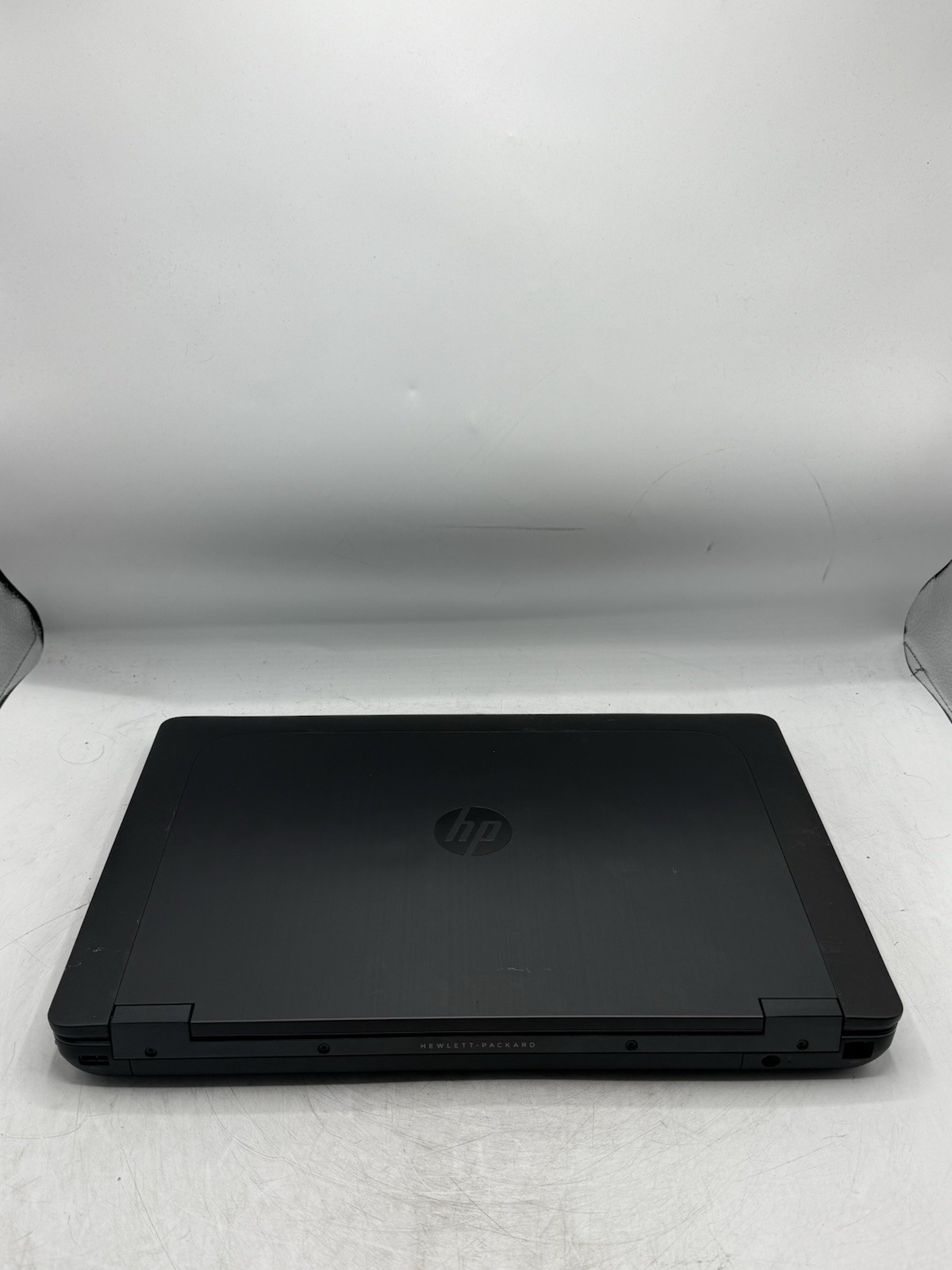 HP ZBook 15 15.6” Intel i7-4700MQ 2.40GHZ 8GB RAM NVIDIA READ
