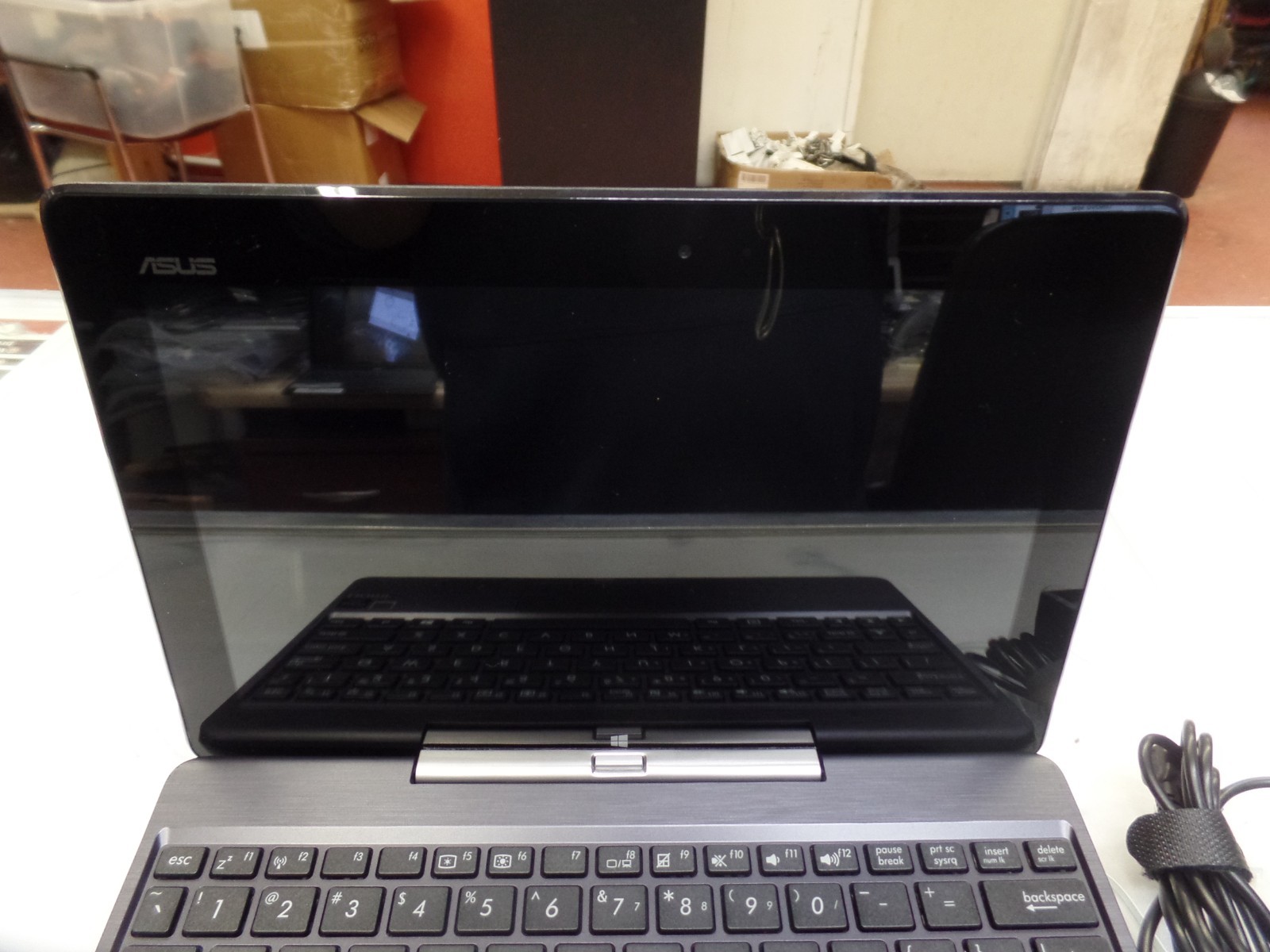 ASUS Transformer Book T100TA-B1-GR 1.33Ghz Z3775 2GB 32GB eMMC Touch 10.1″ MINT