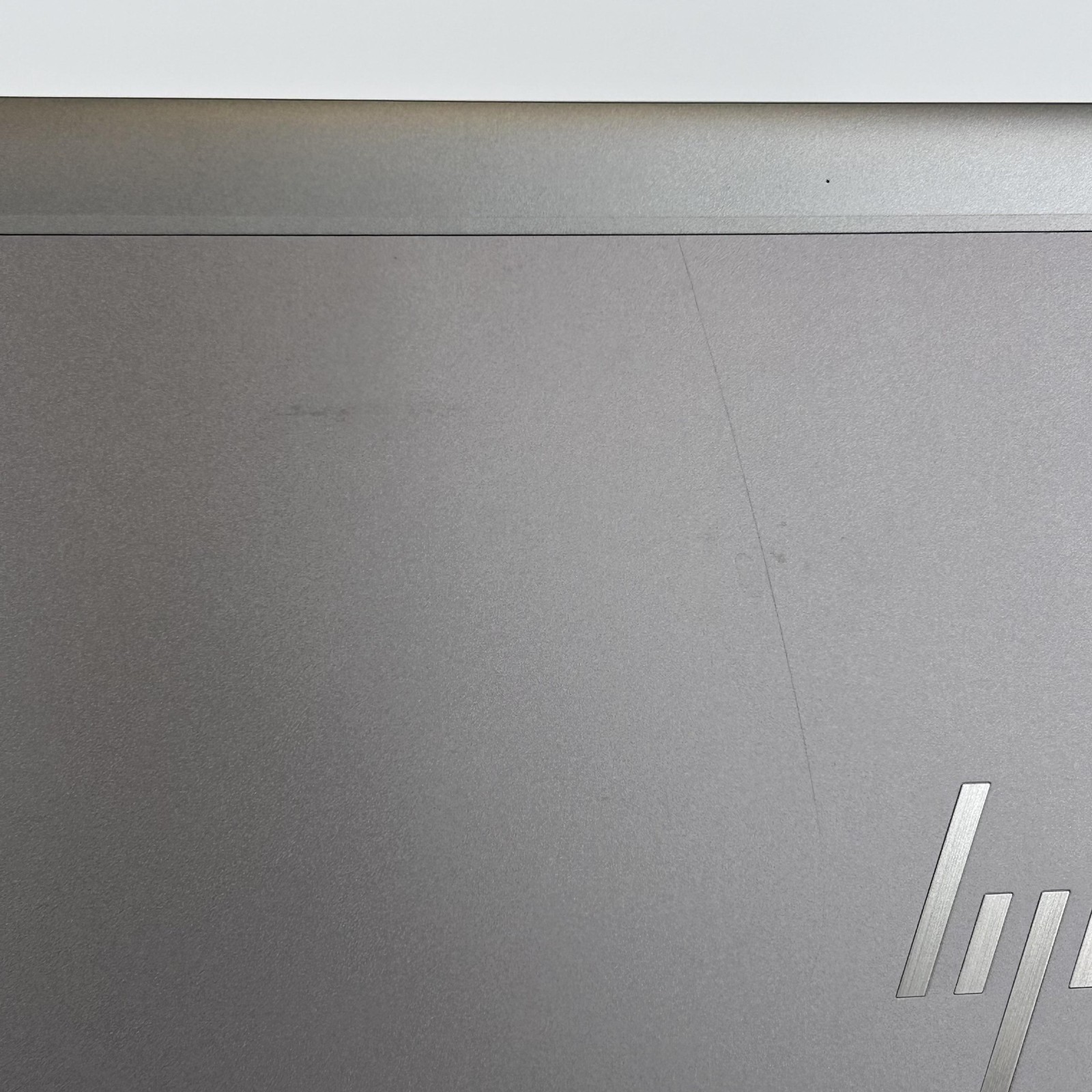 HP ZBook 15 G6 FHD i7-9850H 2.60GHz 32GB 1TB SSD NVIDIA Quadro T1000 Good