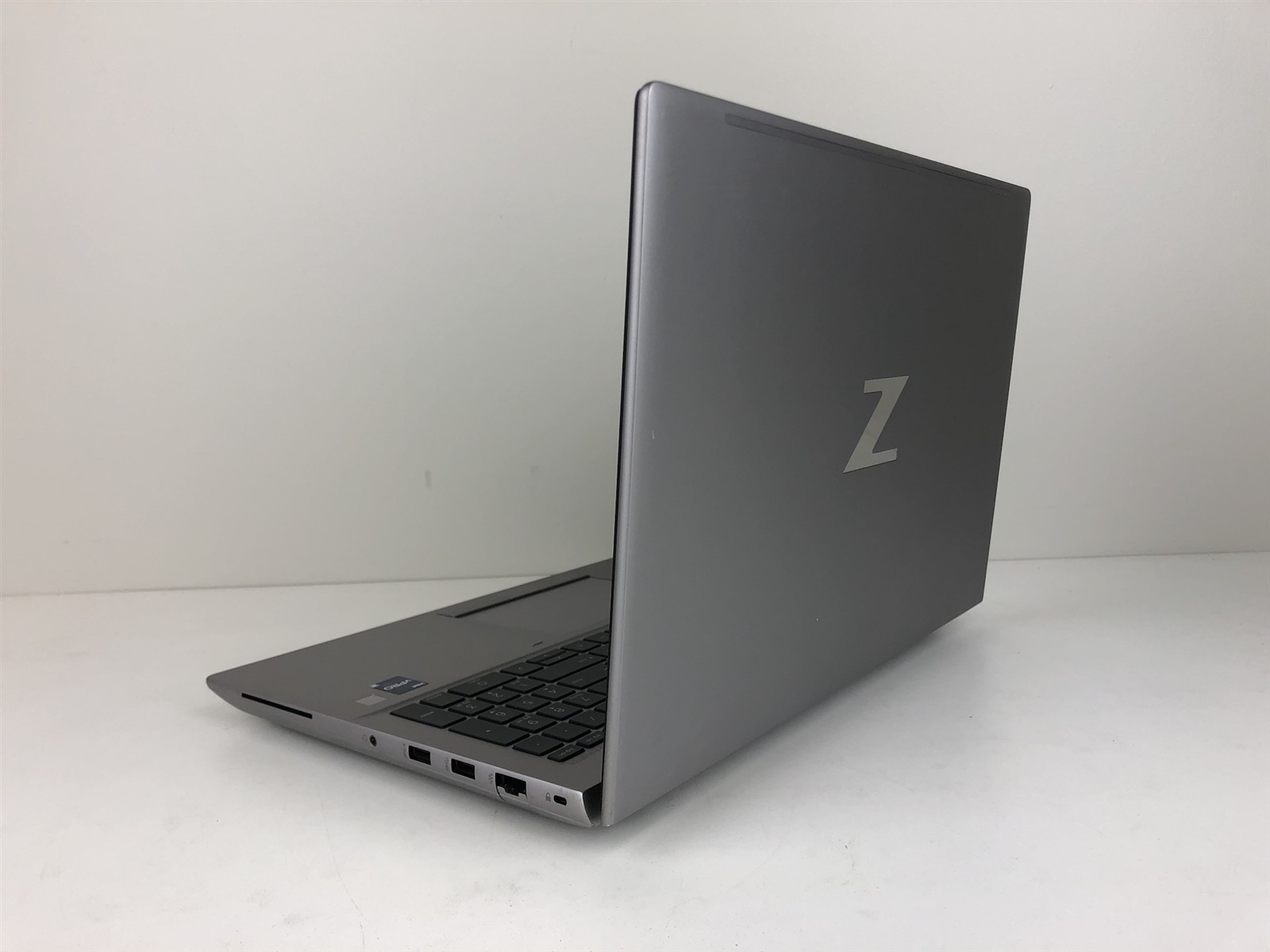 HP ZBook Fury 16 G9: Core i9-12950HX 2.5GHz – 64GB – 2TB – RTX A5500 Mobile