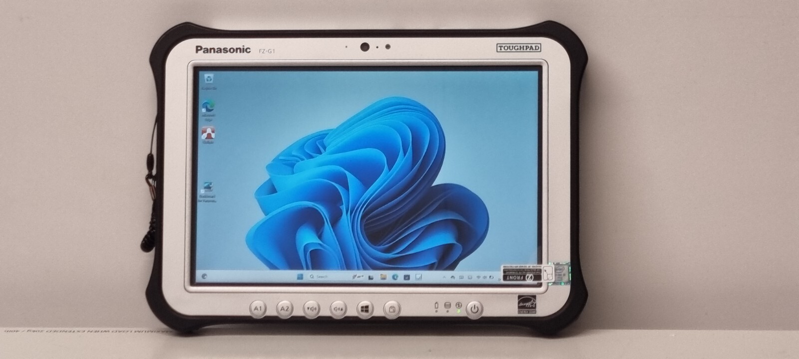 10.1″ PANASONIC TOUGHPAD FZ-G1 MK4 i5-6300U 2.40GHZ 4GB 256GB – GRADE A