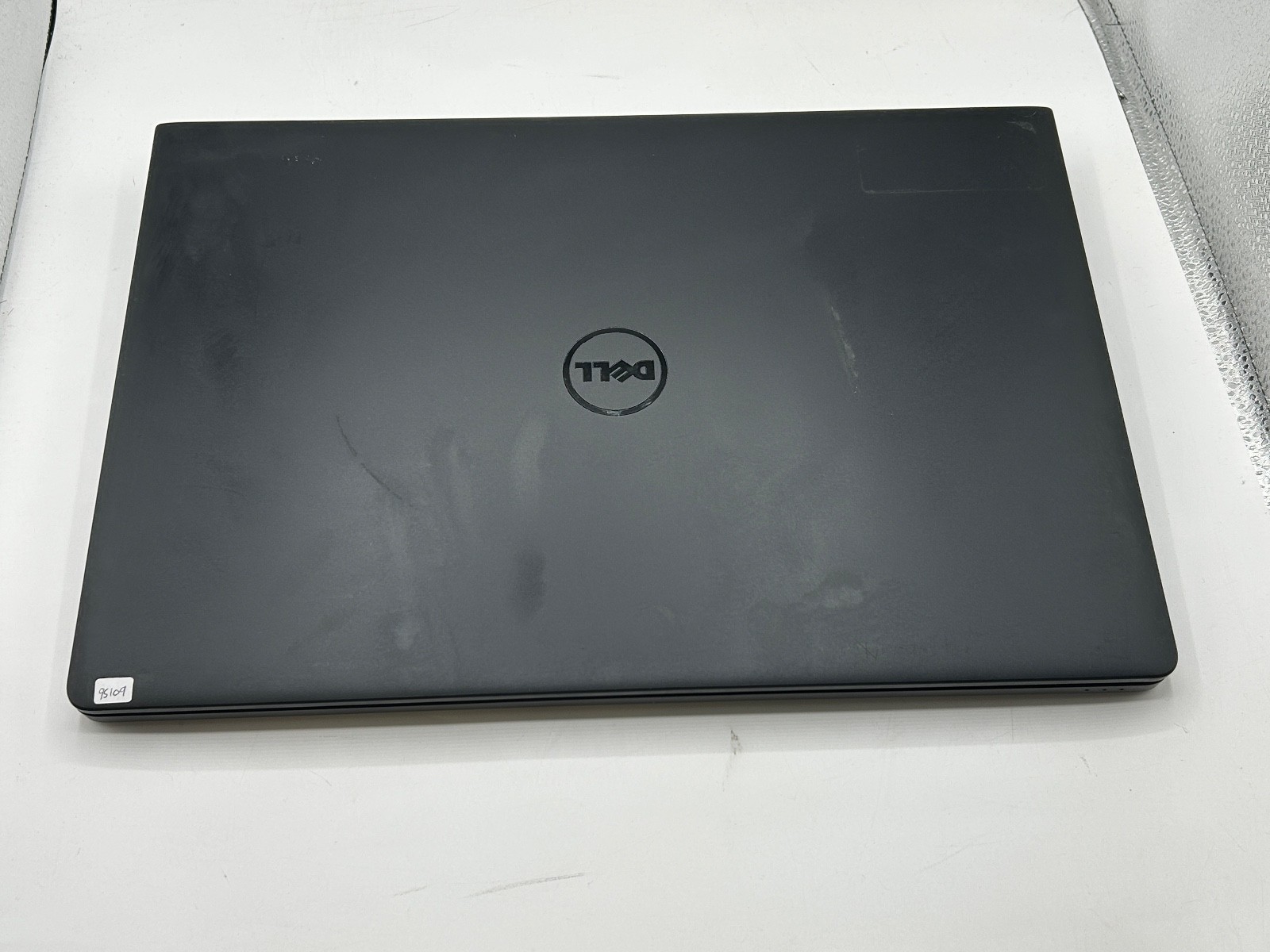Dell Latitude 3560 15.6″ Intel i3-5005U 4GB RAM BIOS Locked No Drive