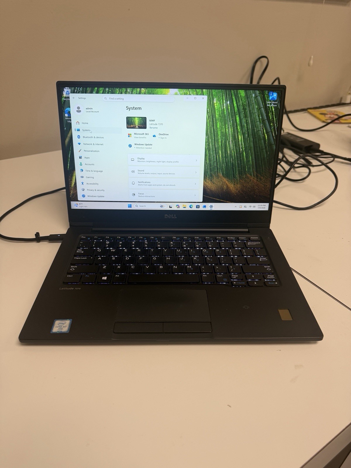 ✅ 14″ Dell Latitude 7370 Laptop m7-6y75 ✅ 16GB RAM ✅ 512GB SSD ✅ Windows 11 Pro