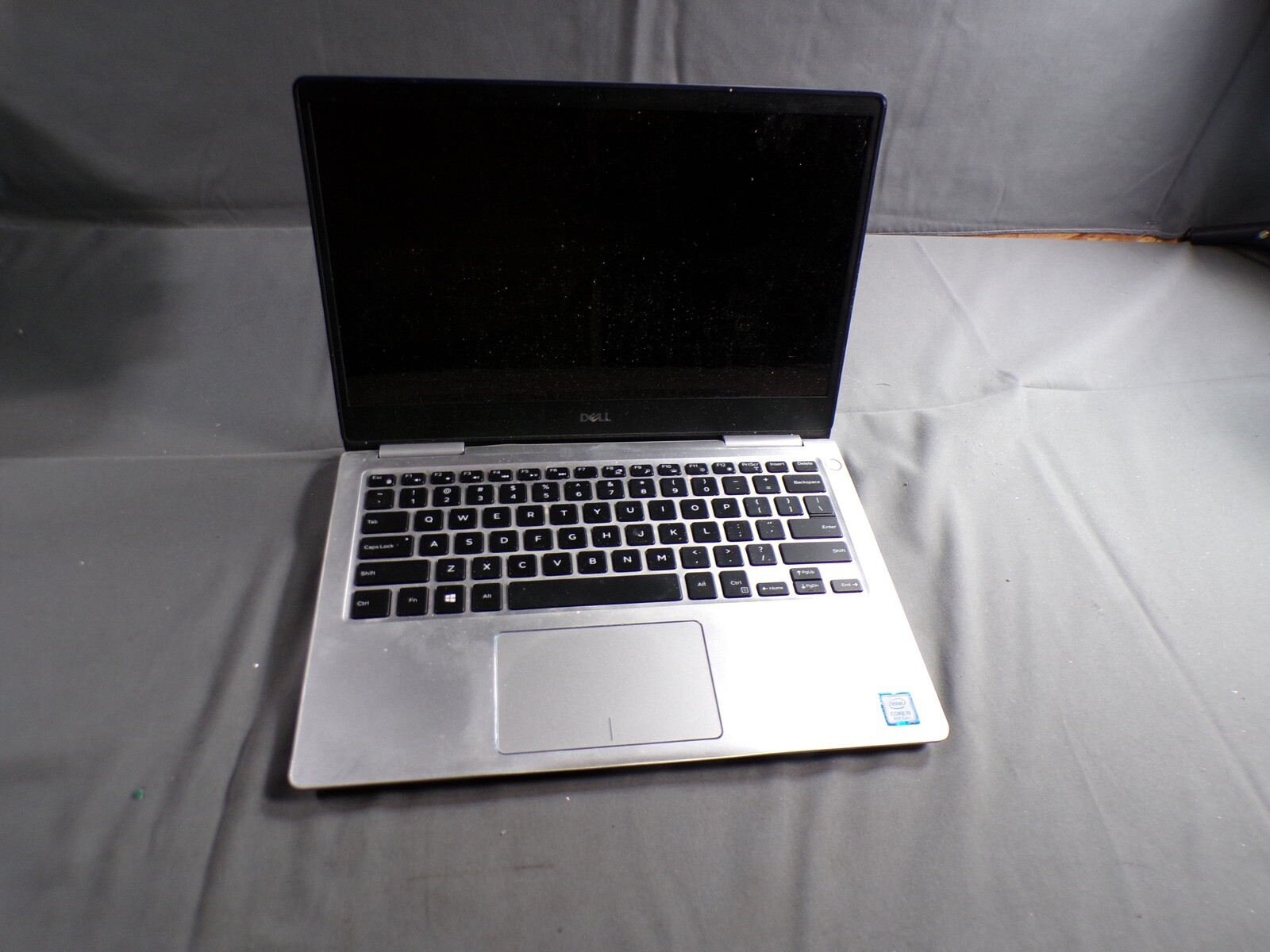DELL INSPIRON 7380 INTEL CORE I5-8265U 1.60GHZ 8GB RAM **NO HD/ NO CADDIE/ NO OS