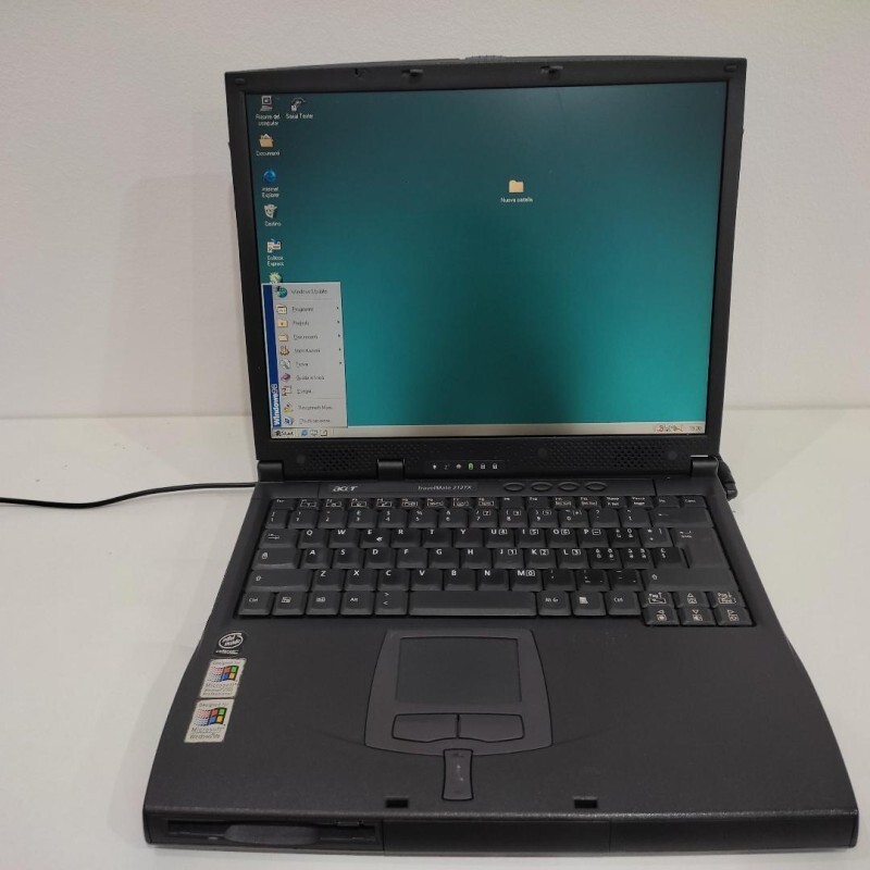 Acer Windows 98 Floppy Drive Serial Port CPU 800Mhz 21080 Laptop PC