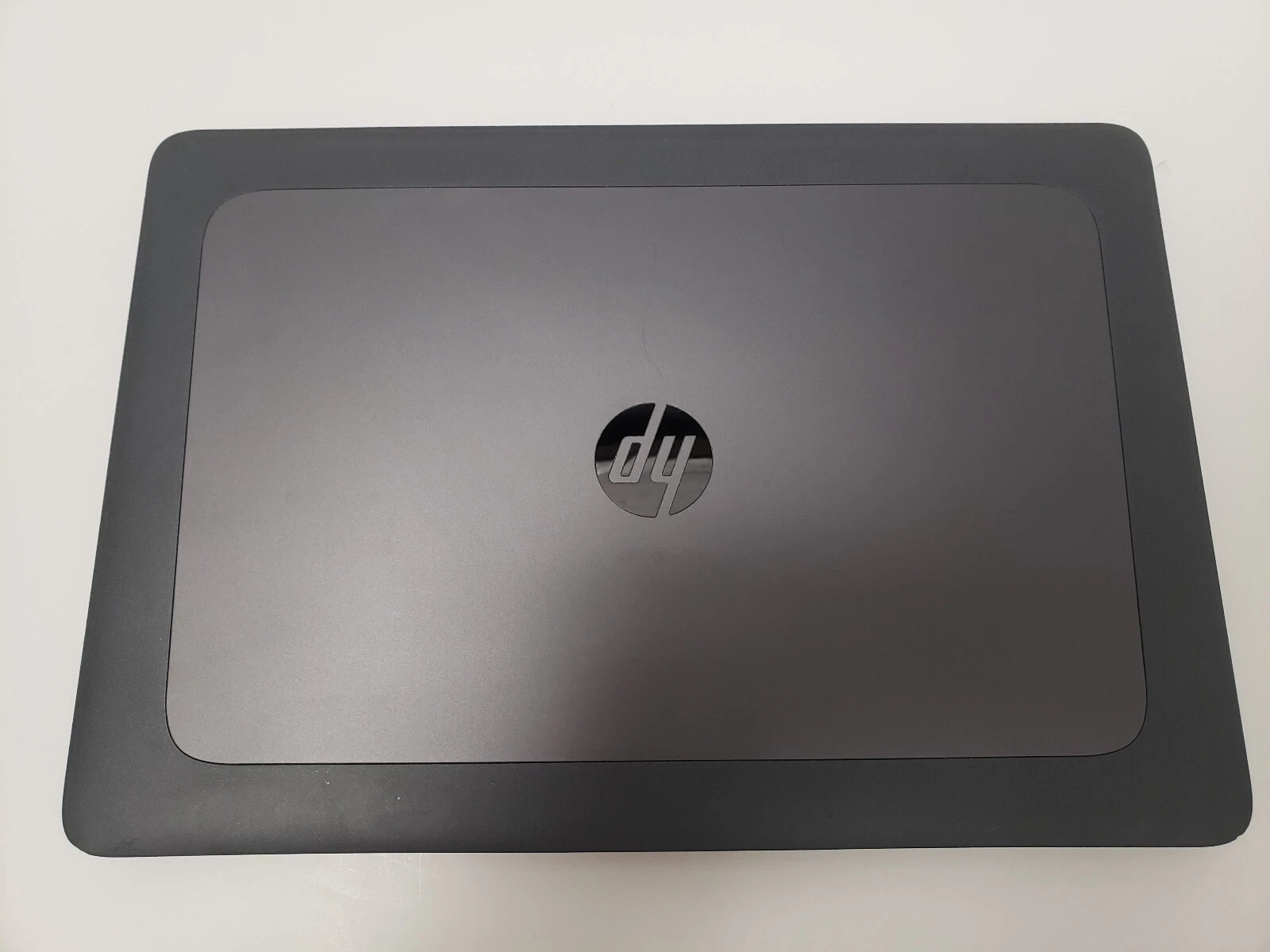 HP ZBook 15 G4 15.6″ Xeon E3-1505M v6 16GB RAM 512GB SSD Quadro M2200 Win 11 Pro