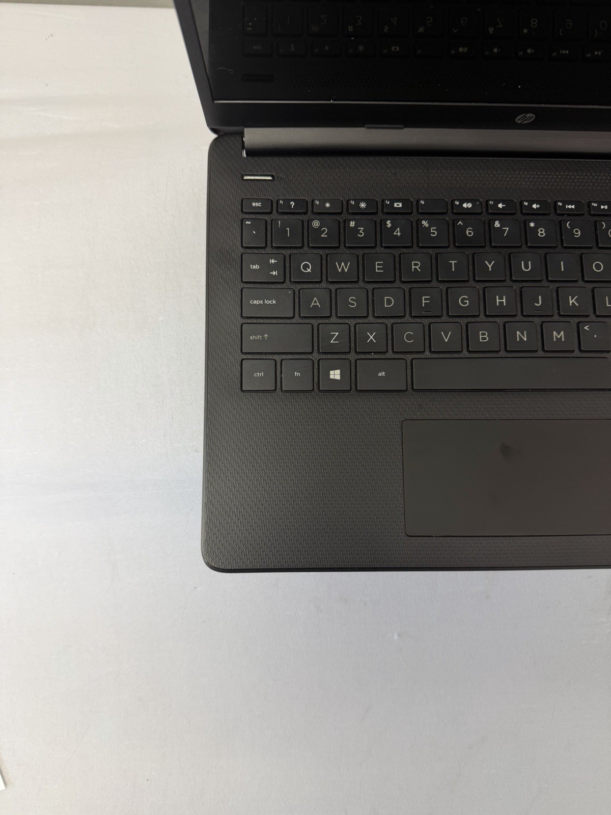 HP 14-dq0001dx Laptop – Good Screen – Intel Celeron N4020 – Read Des