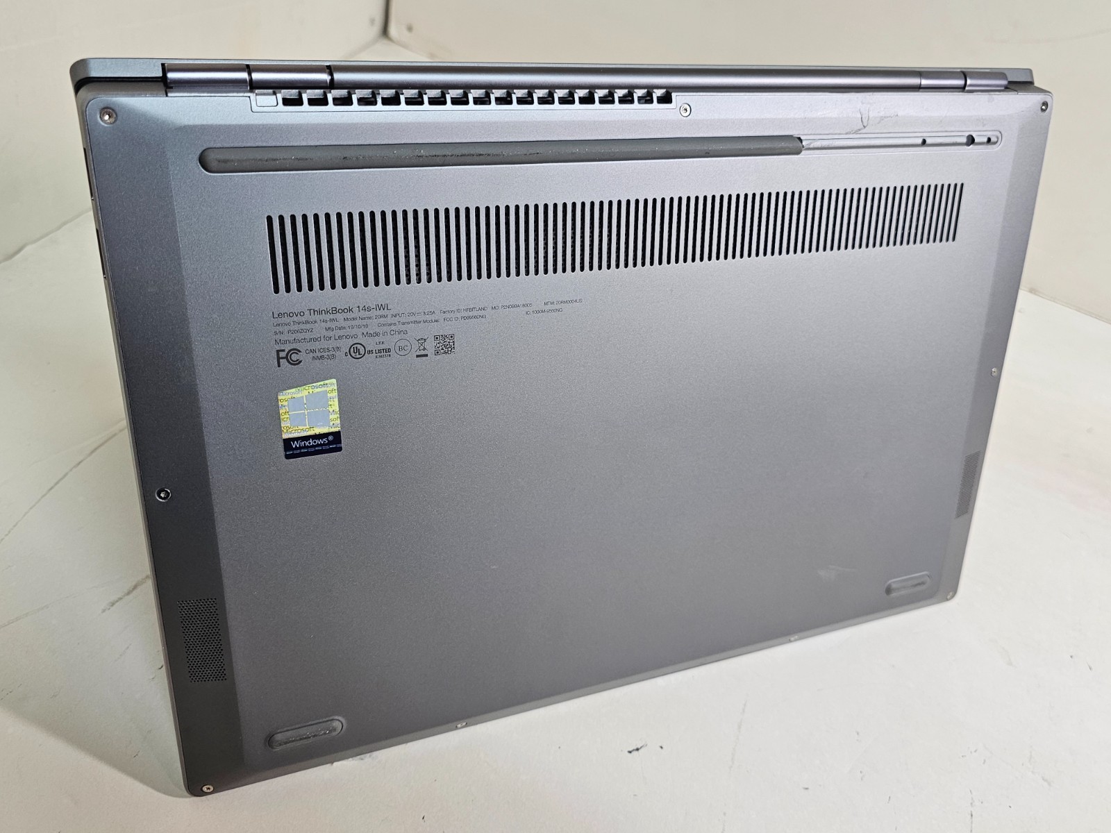 Lenovo ThinkBook 14s-IWL Laptop – 1.8 GHz i7-8565U 16GB 512GB Webcam 14″ 20RM 1