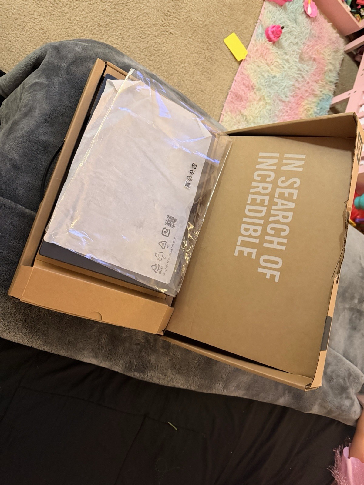 • ASUS Zenbook 14.5”. OLED Touch