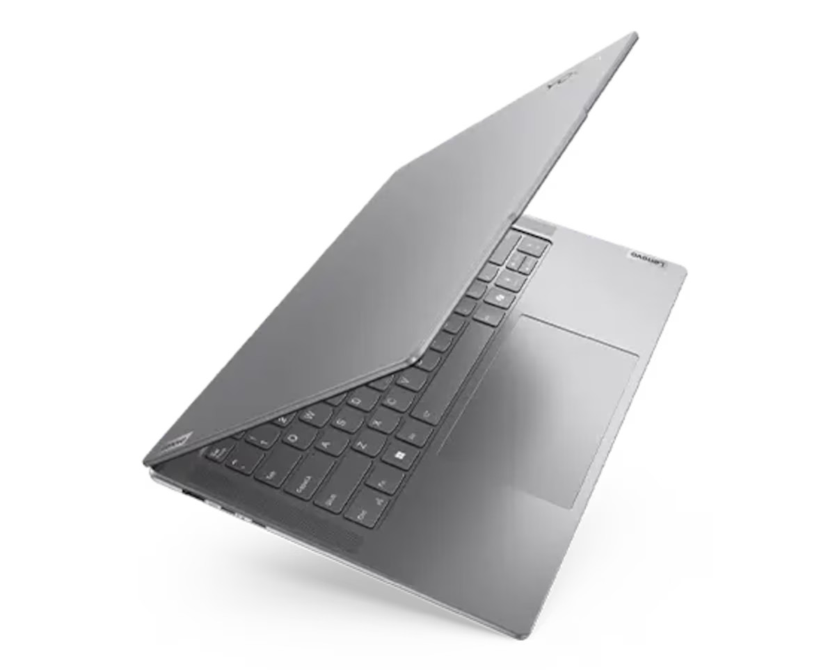 Lenovo Yoga Pro 7 Gen 9 Ryzen 7 8845HS 16GB RAM 1TB SSD 14.5 in RTX 3050 W11 Pro