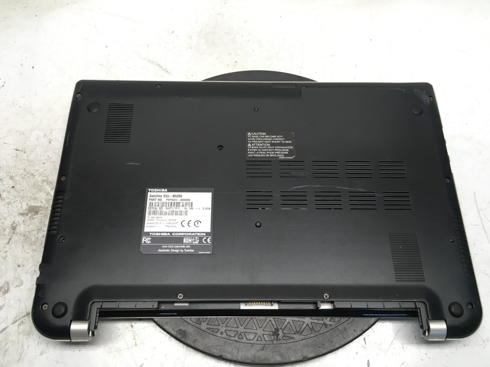 Toshiba Satellite S55-B5280 Intel i7-4510U 2GHz 12 GB NO HDD