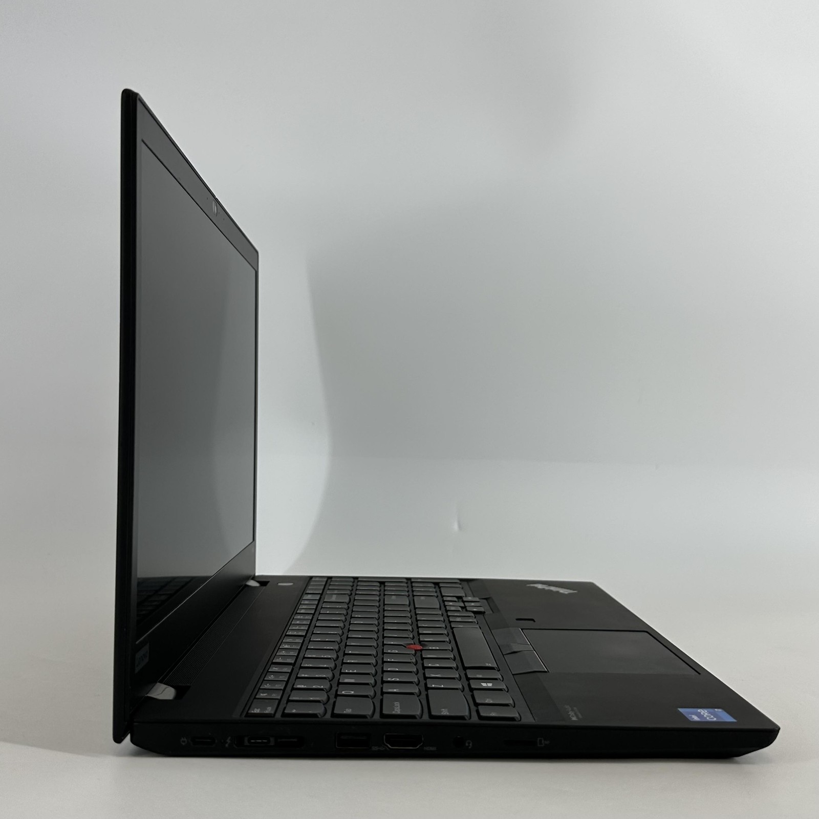Lenovo ThinkPad P15s Gen 2 FHD i7-1165G7 32GB 512GB SSD Quadro T500 WHITE SPOTS