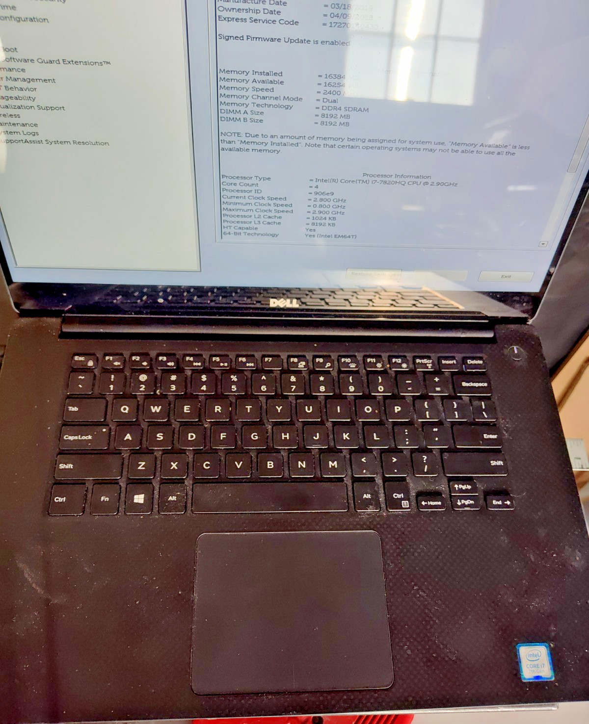 Dell PRECISION 5520 i7, 16GB RAM no ram NVME QUADRO M1200 15.6 IN TOUCH