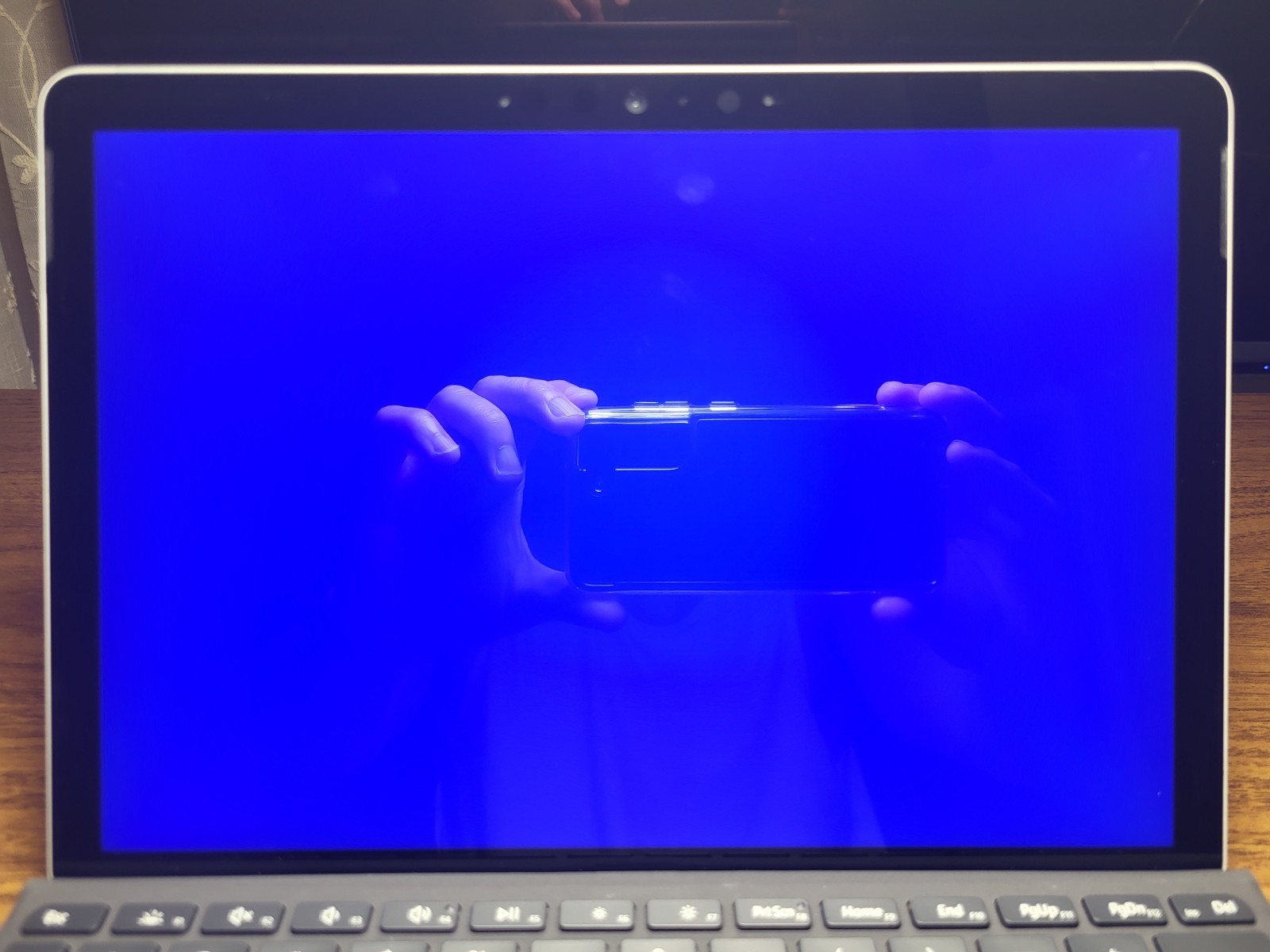 Microsoft Surface Go 4 Business N200 8GB 128GB w/ Type Cover Battery Health 96%