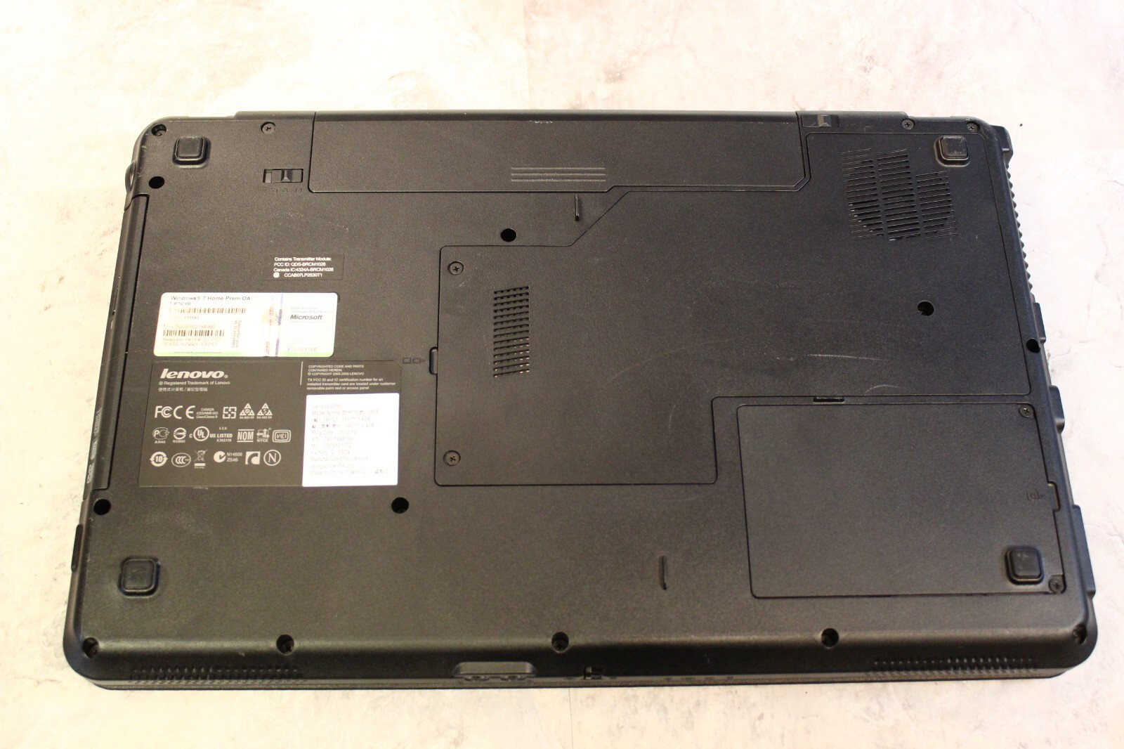 Lenovo G550 For Parts Posted Bios No HDD 4GB Ram Touchpad Flaky T4400@2.20GHz