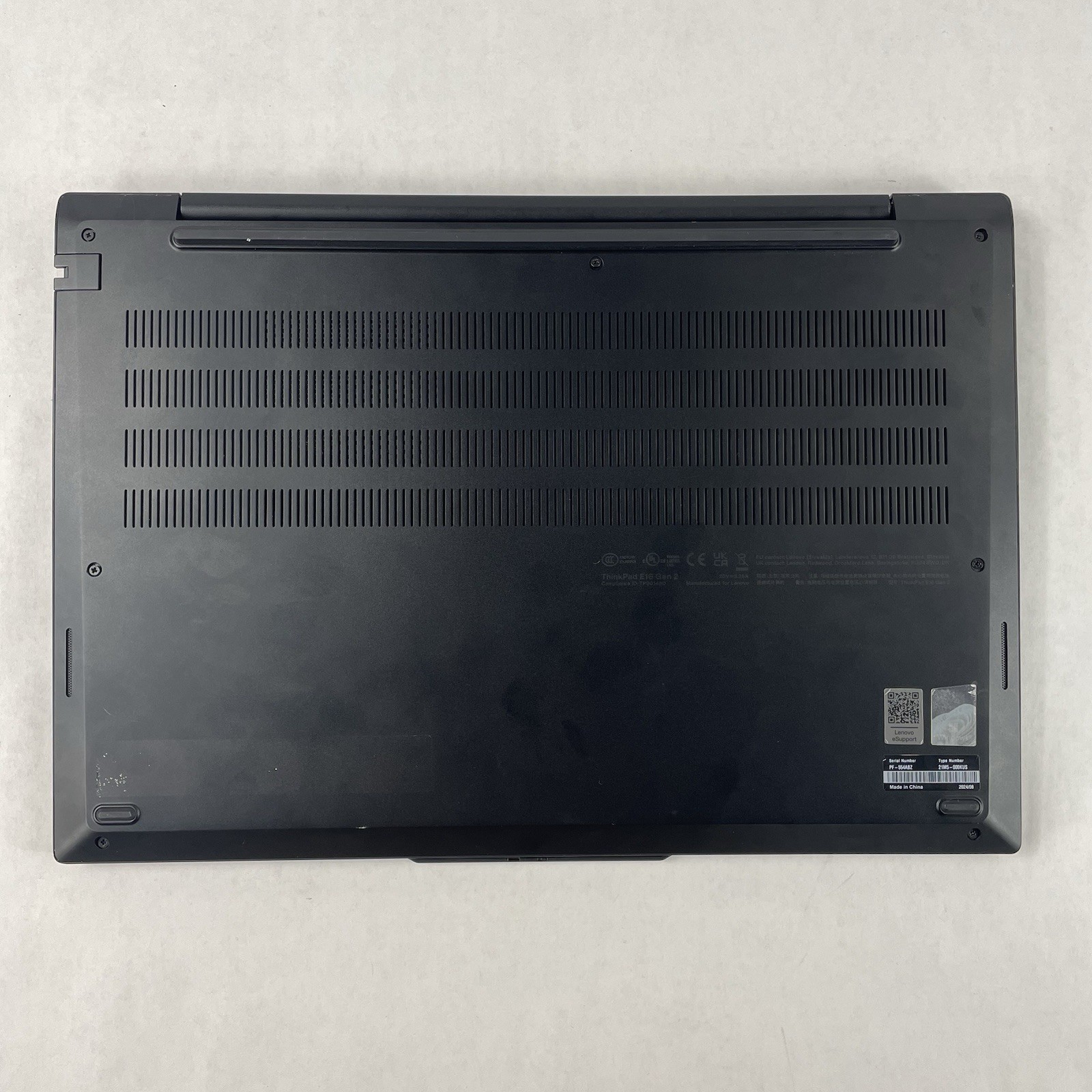 Lenovo ThinkPad E16 Gen 2 16″ Ryzen 7 7735U 2.70 GHz 16 GB RAM No SSD No OS READ