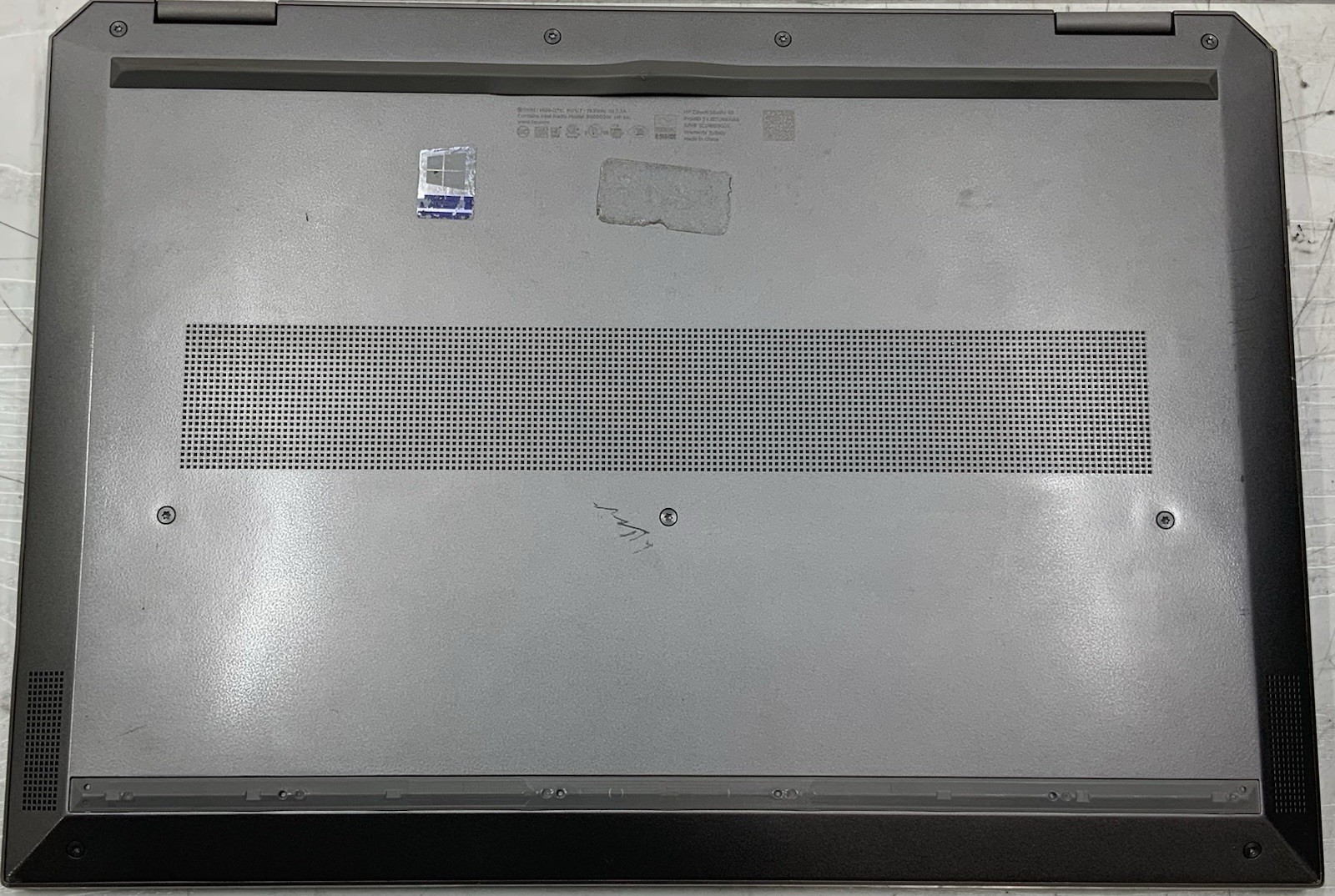 HP ZBook Studio G5 15.6″ – i7-8850H 32GB RAM, 512GB SSD, P1000, Win 10 Pro