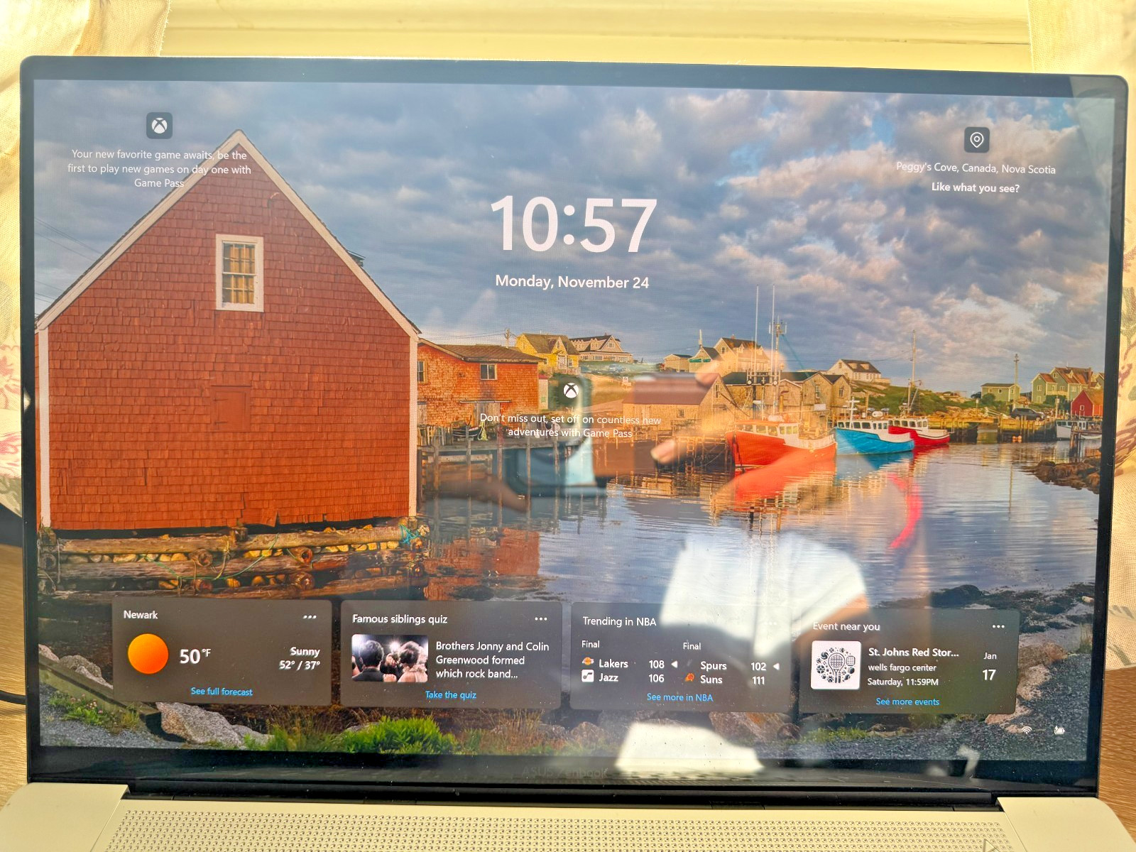 ASUS Zenbook S 16″ 3K OLED Touch Laptop – Ryzen 9, 24GB RAM, 1TB SSD