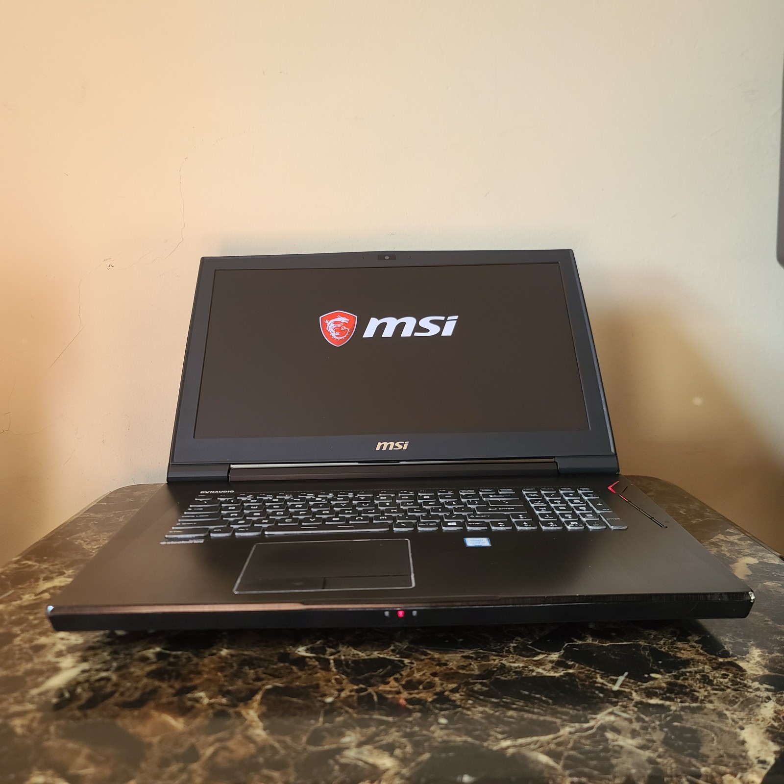 MSI GT73VR 7RE TITAN GAMING LAPTOP CORE i7-7820HK 32GB RAM GTX 1070 256-1TB