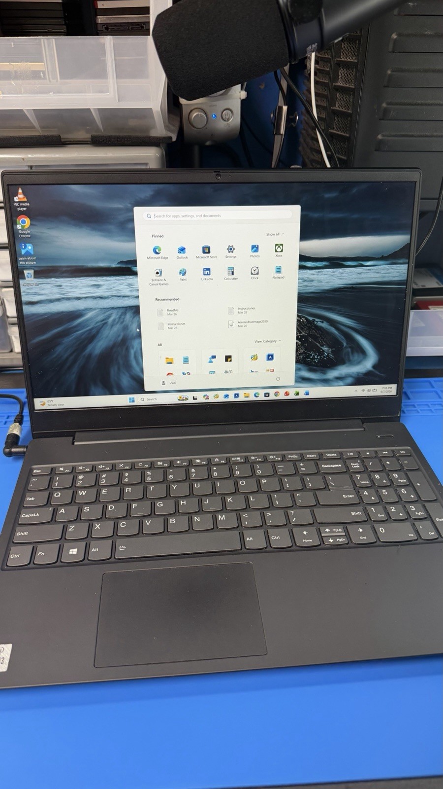 Lenovo 15.6” Laptop i3-1005G1 12GB RAM 512GB SSD Win 11 Pro Bad Battery