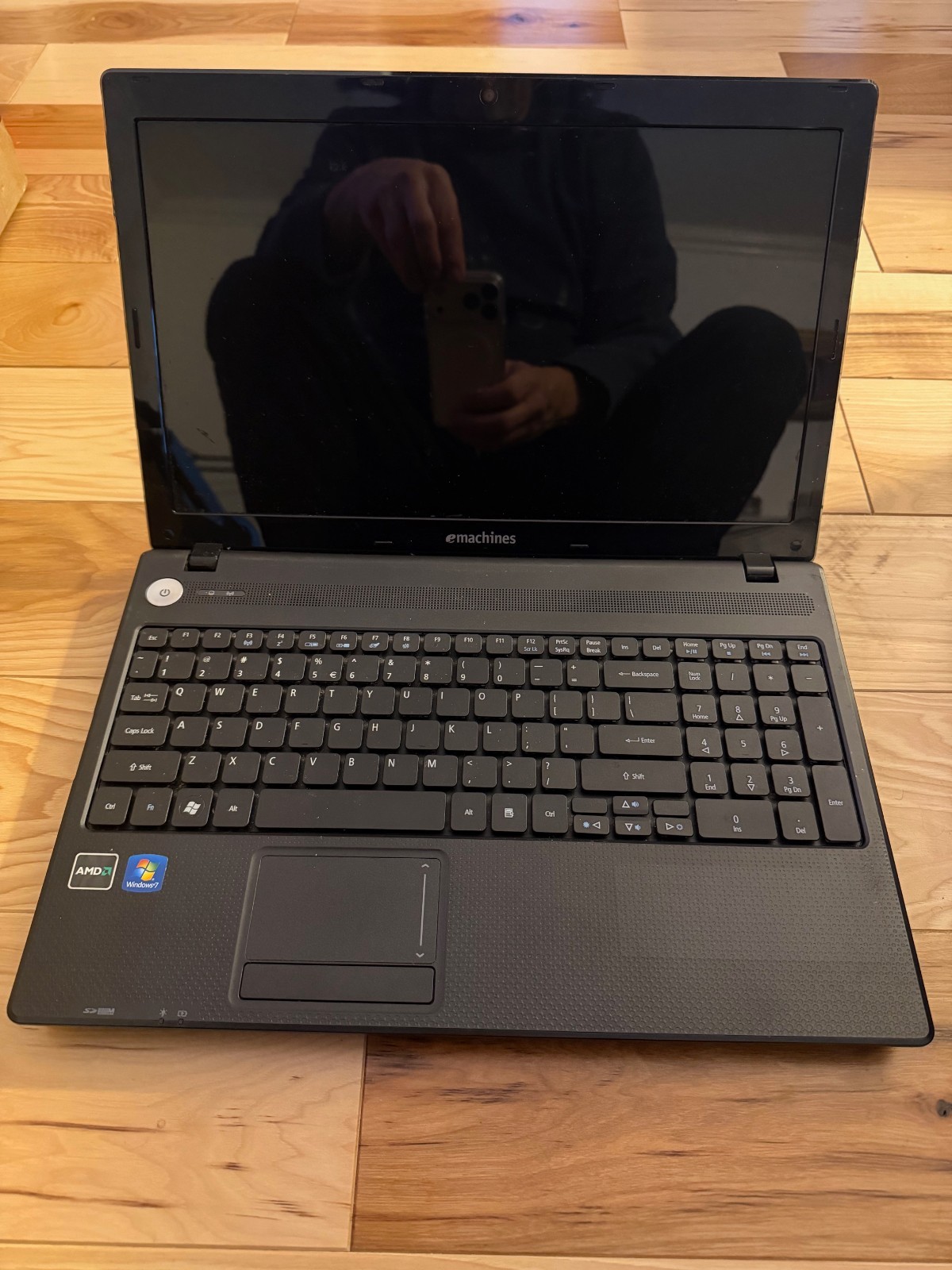 Emachines laptop E442 for parts
