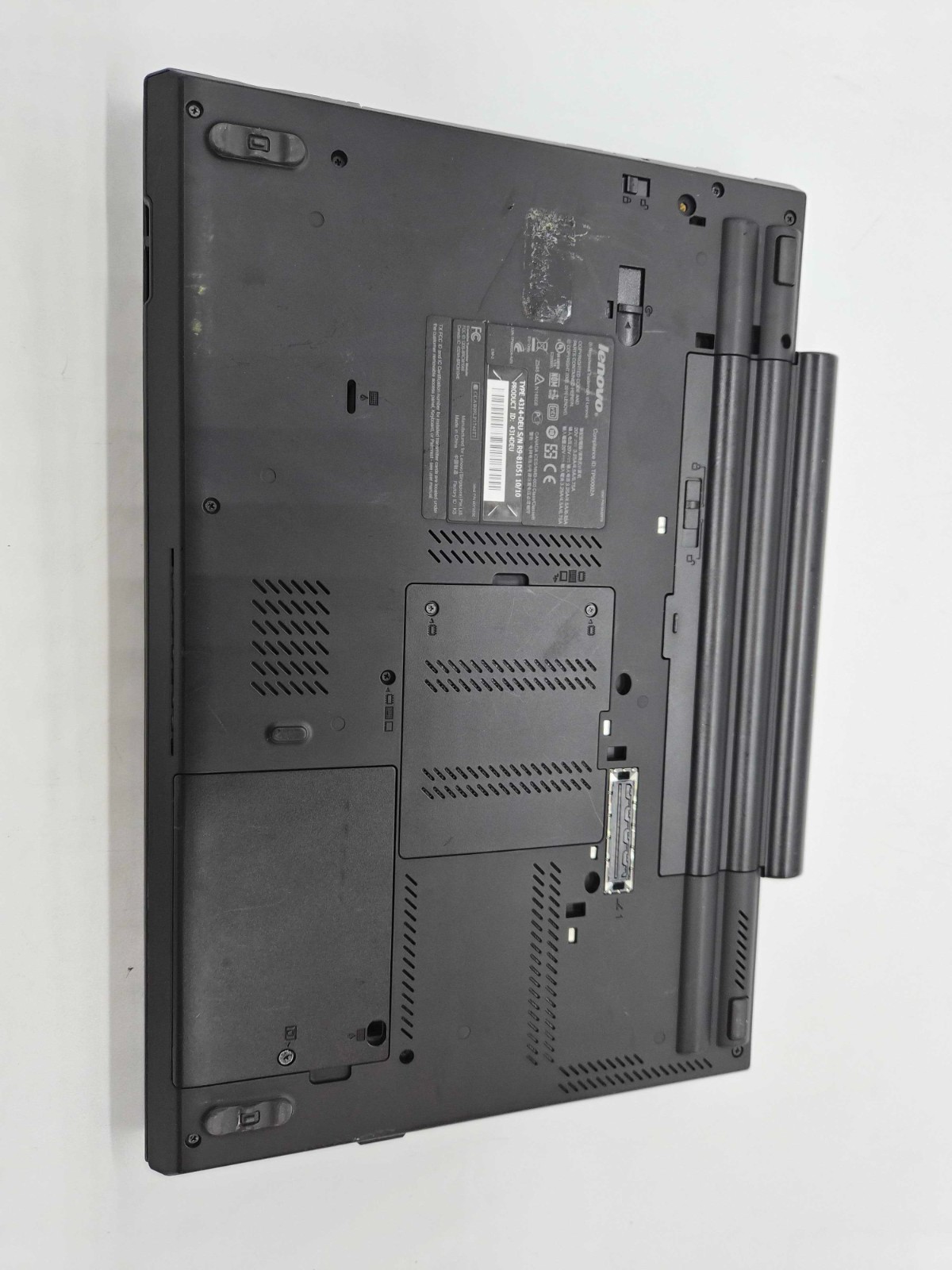 Lenovo ThinkPad T510 Laptop Intel i5-M560 2.67GHz 4GB RAM For Parts or Repair