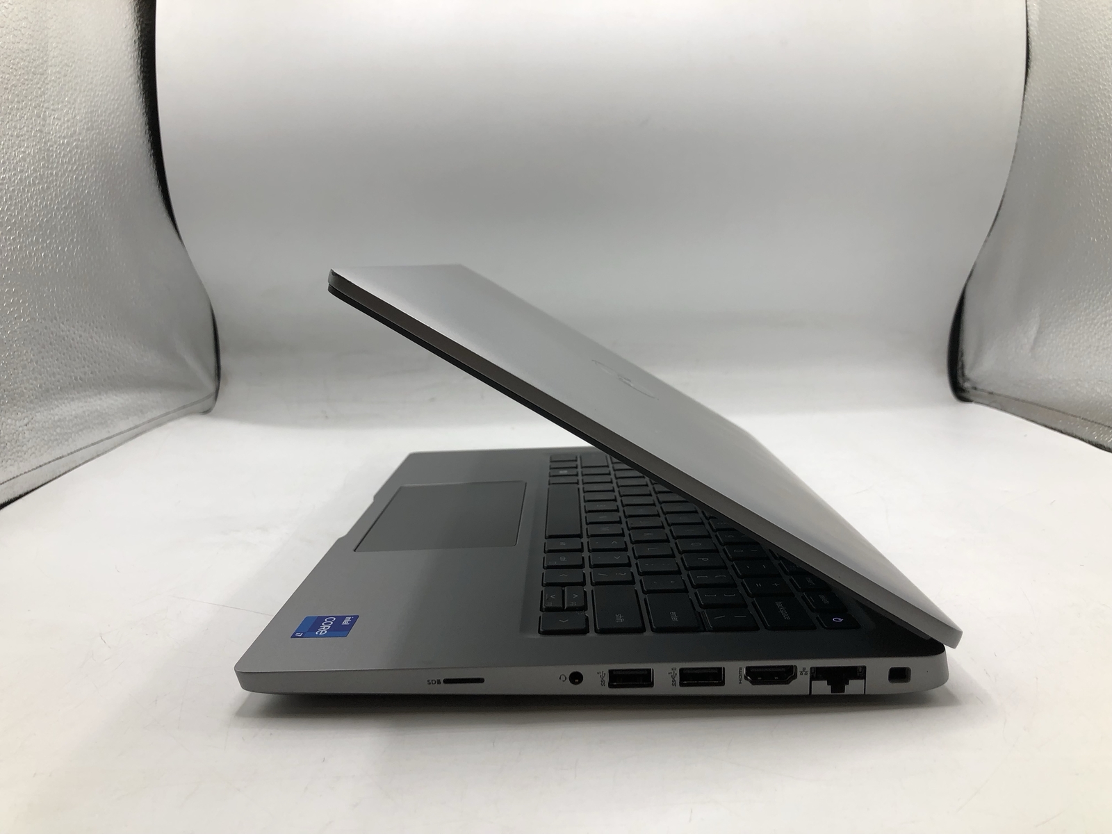 DELL LATITUDE 5430 Notebook i7-1255u 16GB RAM 512GB SSD – Grade D