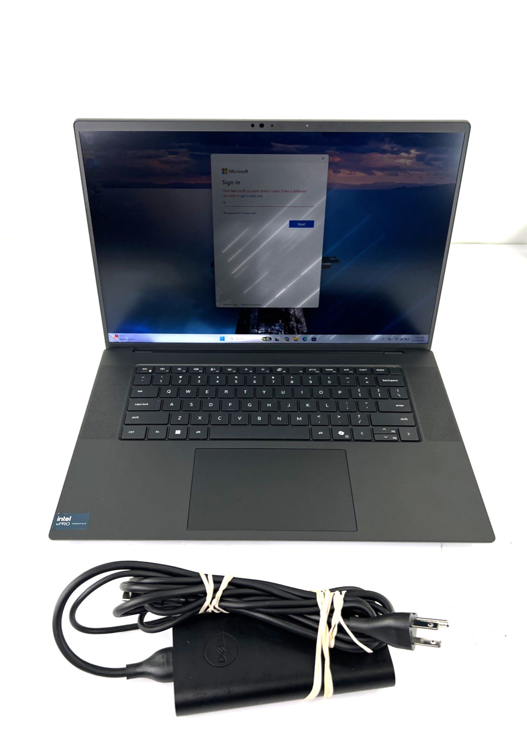 Dell Precision 5690 16″ Core Ultra 7 155H 32GB 1TB SSD RTX 1000 Ada w/AC READ