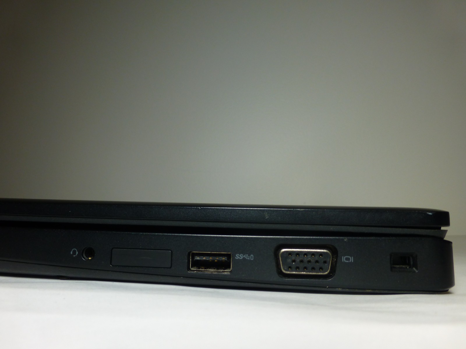 Dell Precision 3530 i7-8850H 2.6 GHz 256GB NVMe SSD, 16GB Laptop W11Pro RESTORED