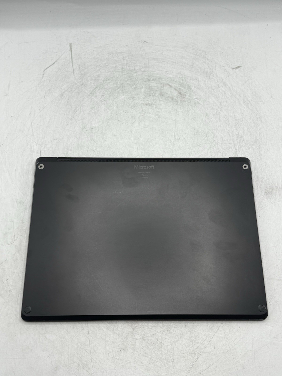 Microsoft Surface Laptop 3 1868 13.5″ Touch i7-1065G7 1.3GHz 16GB 512GB READ