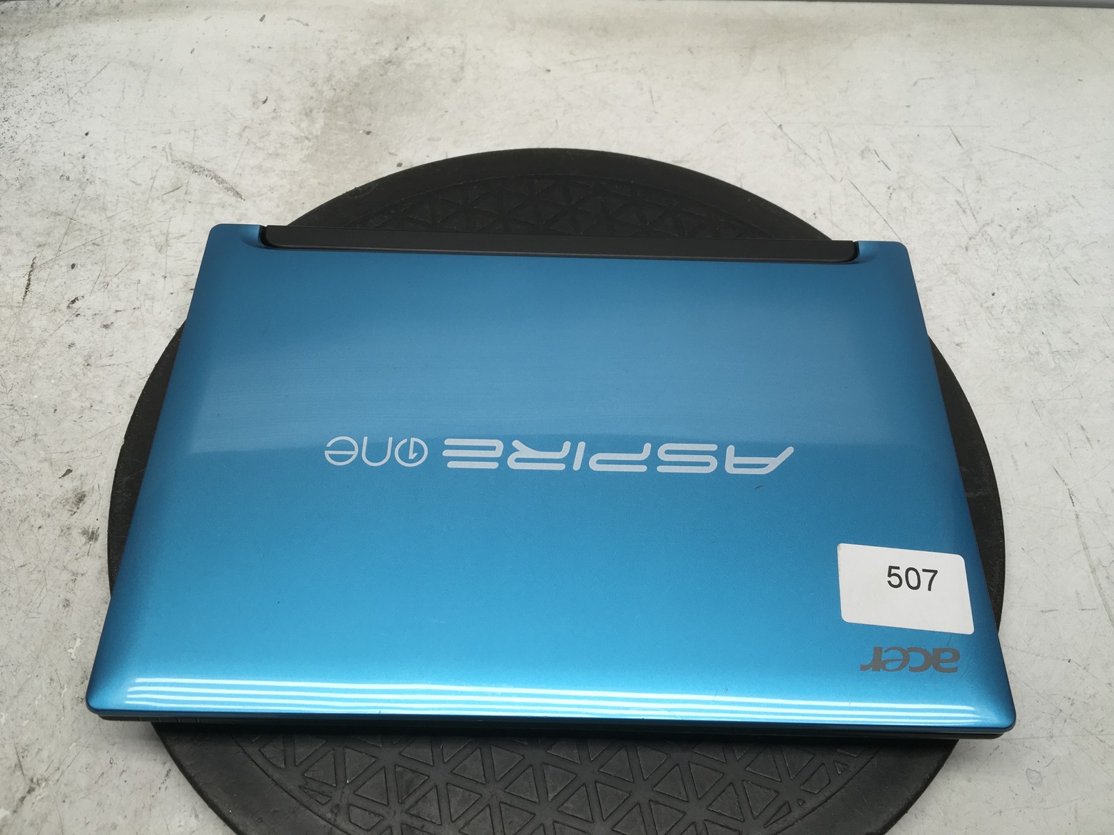 Acer Aspire One D255 Intel Atom N550 1.5GHz 1 GB NO HDD No Batt