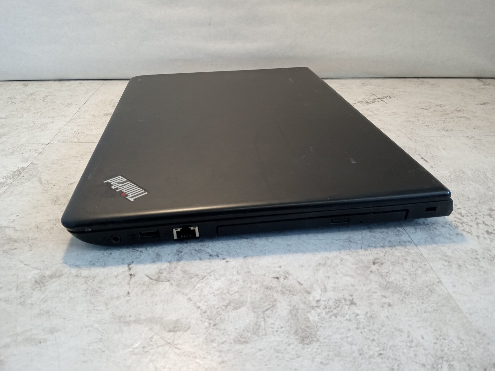 Lenovo Thinkpad E570 15″ Laptop Intel Core i5-6200U 2.3GHz 8GB RAM – READ -RR