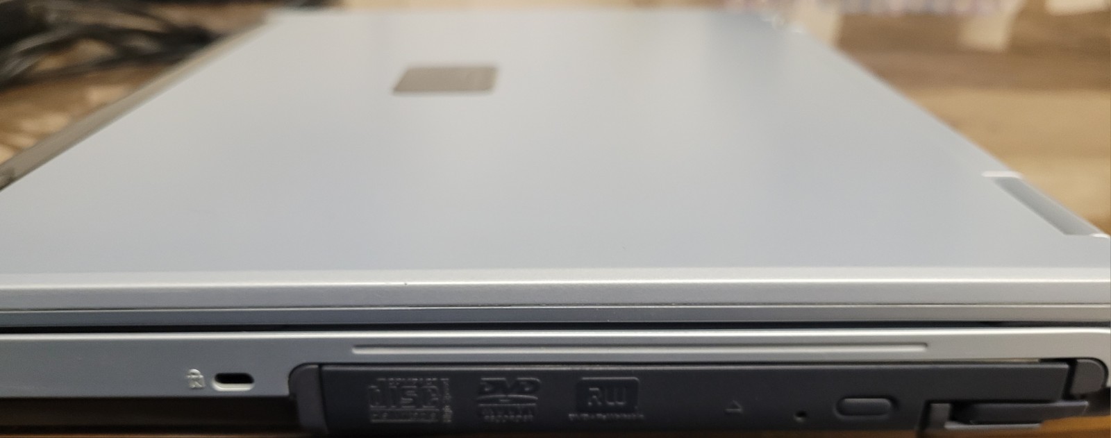 Fujitsu LifeBook S6231 Intel Pentium M 1.60GHz 512MB RAM No HDD