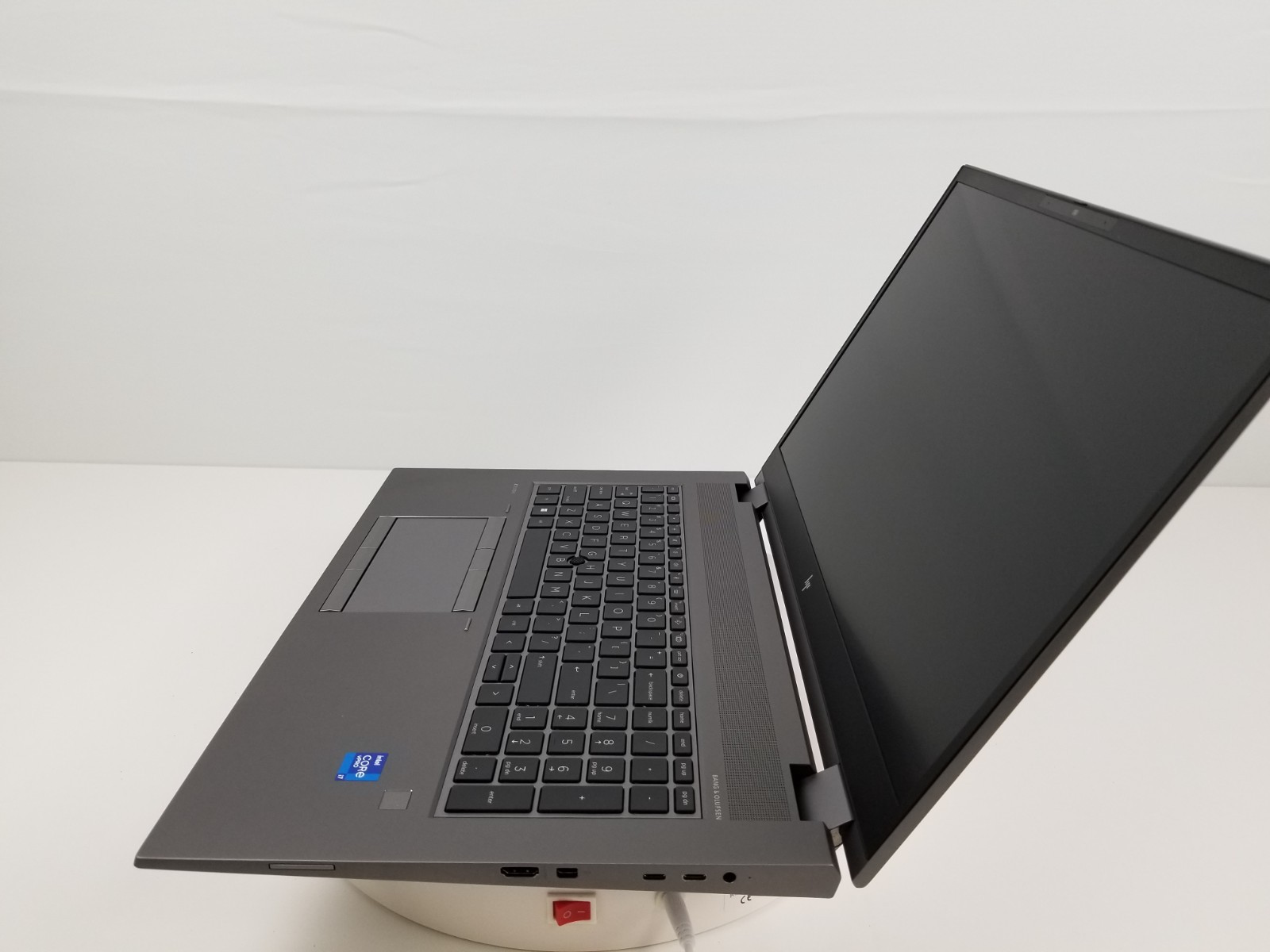 HP Zbook Fury G8 17.3inch Core i7-11850H 16GB 715GB NVMe RTX A4000 8GB GPU