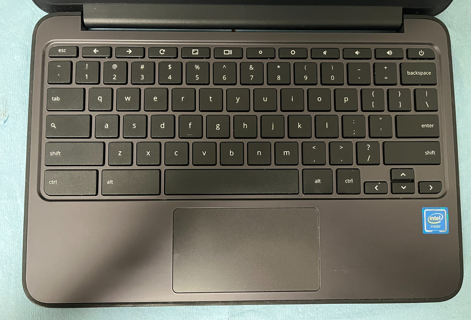 HP 11 G4 11.6″ Chromebook Intel 2.16 GHz 4GB RAM 16GB (GREY) Charger included
